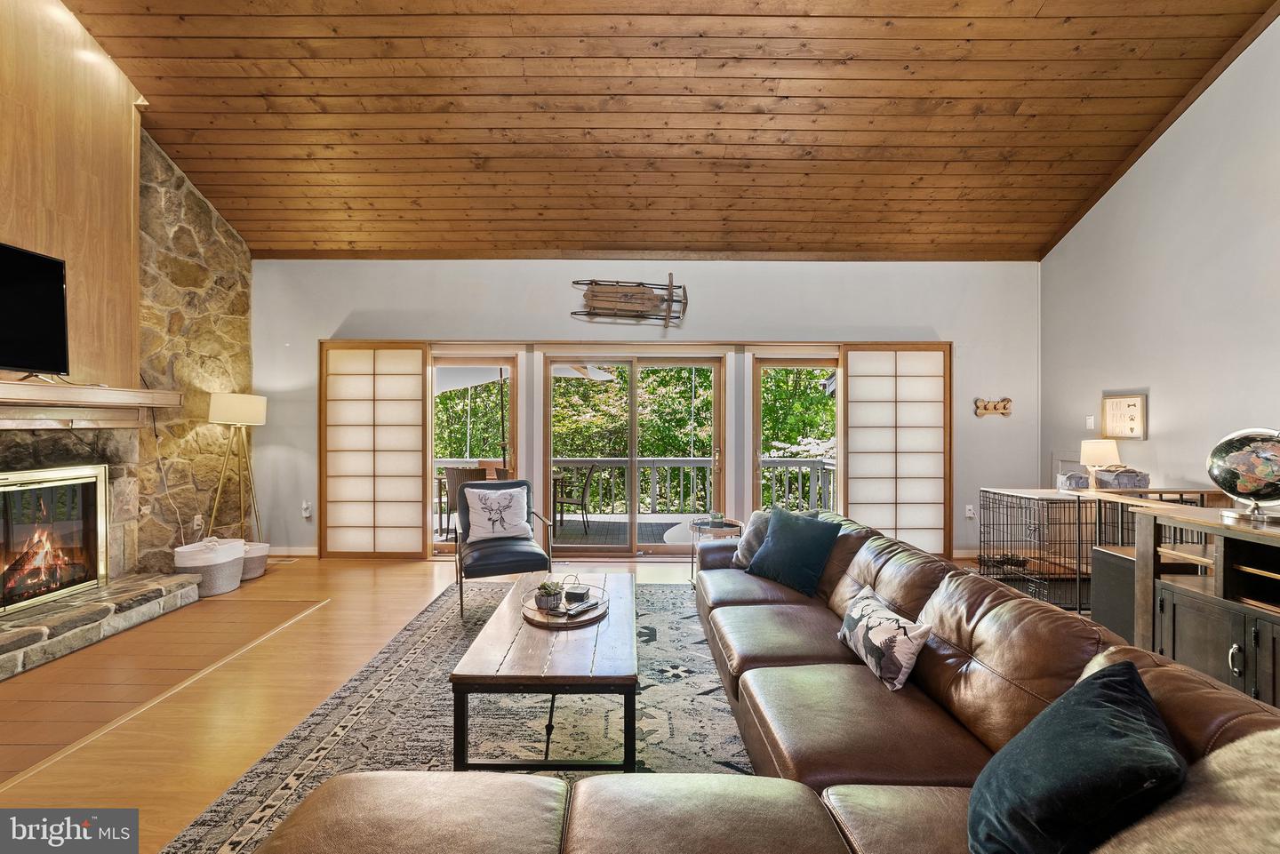 7545 SUPINLICK RIDGE RD, MOUNT JACKSON, Virginia 22842, 4 Bedrooms Bedrooms, ,2 BathroomsBathrooms,Residential,For sale,7545 SUPINLICK RIDGE RD,VASH2013710 MLS # VASH2013710