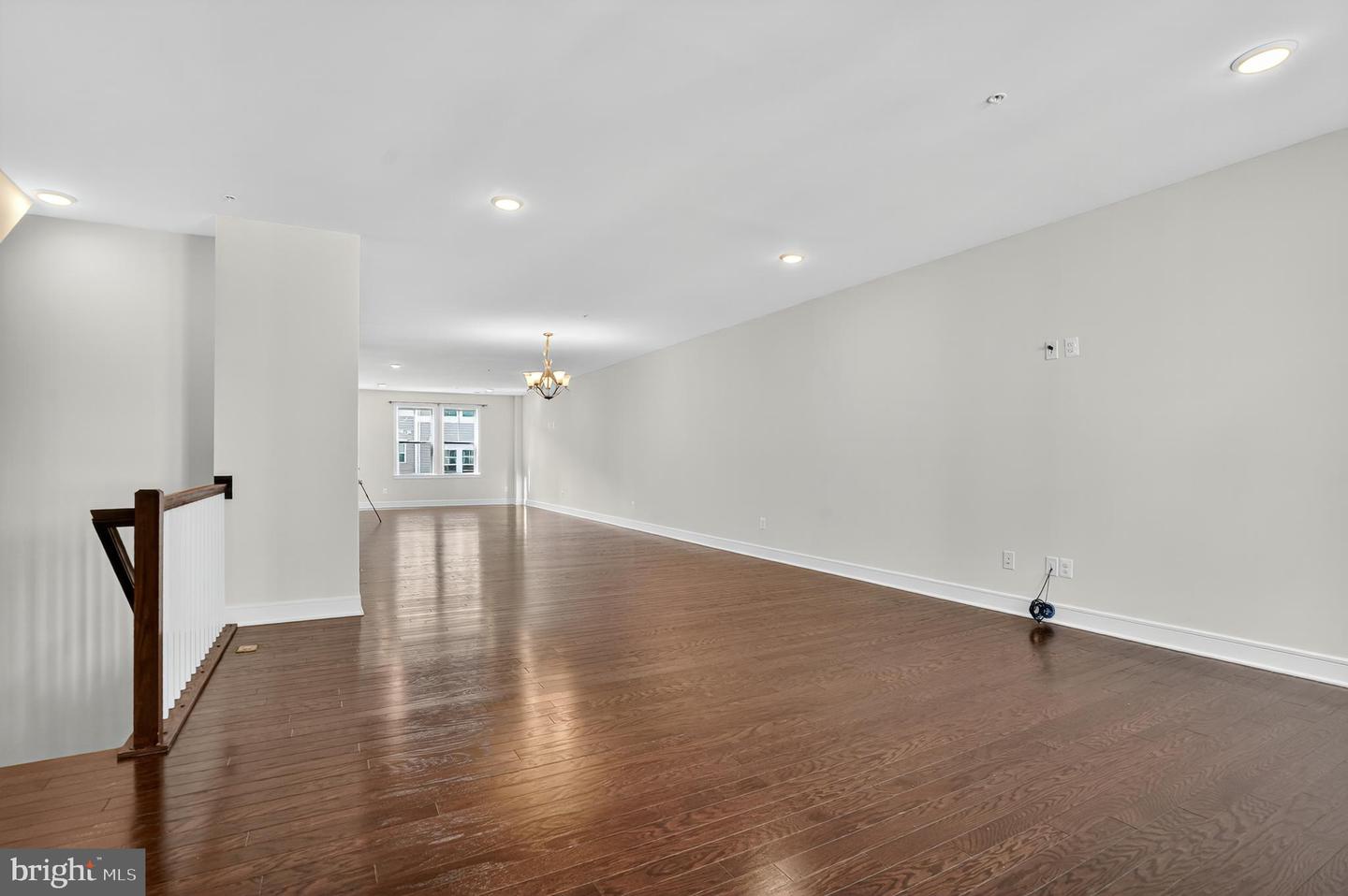 41956 PICKWICK MILL TER, ALDIE, Virginia 20105, 3 Bedrooms Bedrooms, ,2 BathroomsBathrooms,Residential,For sale,41956 PICKWICK MILL TER,VALO2117230 MLS # VALO2117230