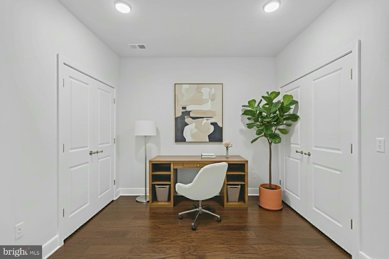 41956 PICKWICK MILL TER, ALDIE, Virginia 20105, 3 Bedrooms Bedrooms, ,2 BathroomsBathrooms,Residential,For sale,41956 PICKWICK MILL TER,VALO2117230 MLS # VALO2117230