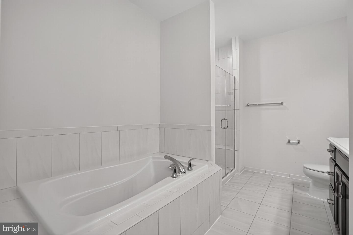 41956 PICKWICK MILL TER, ALDIE, Virginia 20105, 3 Bedrooms Bedrooms, ,2 BathroomsBathrooms,Residential,For sale,41956 PICKWICK MILL TER,VALO2117230 MLS # VALO2117230