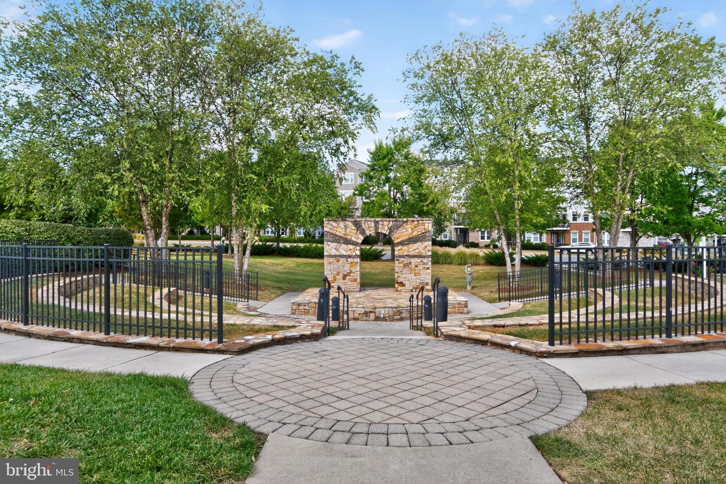 41956 PICKWICK MILL TER, ALDIE, Virginia 20105, 3 Bedrooms Bedrooms, ,2 BathroomsBathrooms,Residential,For sale,41956 PICKWICK MILL TER,VALO2117230 MLS # VALO2117230