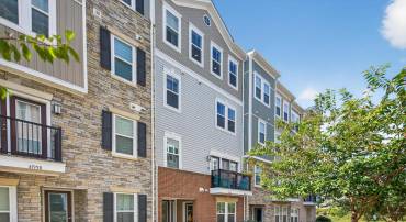 41956 PICKWICK MILL TER, ALDIE, Virginia 20105, 3 Bedrooms Bedrooms, ,2 BathroomsBathrooms,Residential,For sale,41956 PICKWICK MILL TER,VALO2117230 MLS # VALO2117230