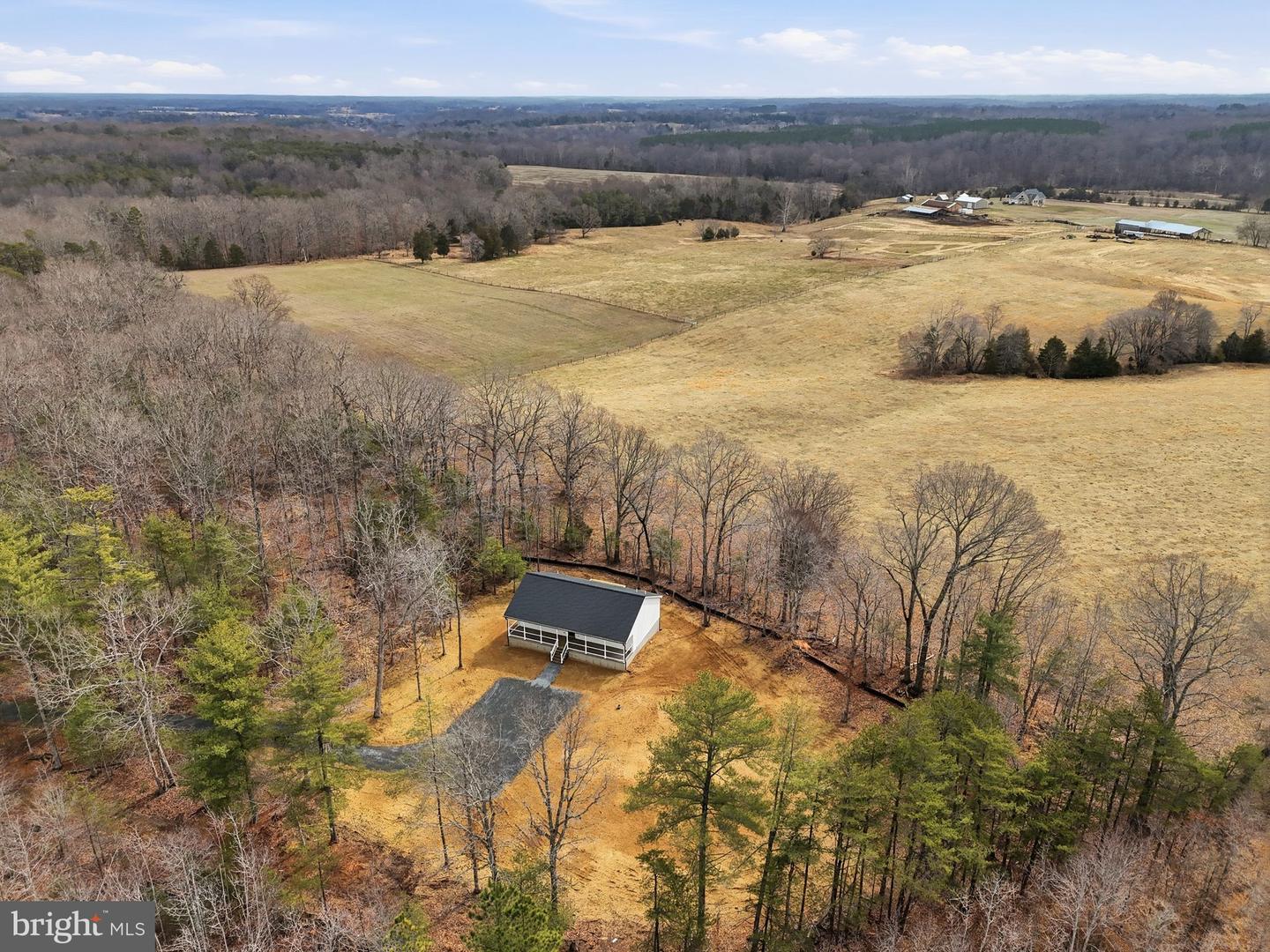 ORANGE, Virginia 22960, 2 Bedrooms Bedrooms, 9 Rooms Rooms,3 BathroomsBathrooms,Residential,For sale,VAOR2013458 MLS # VAOR2013458