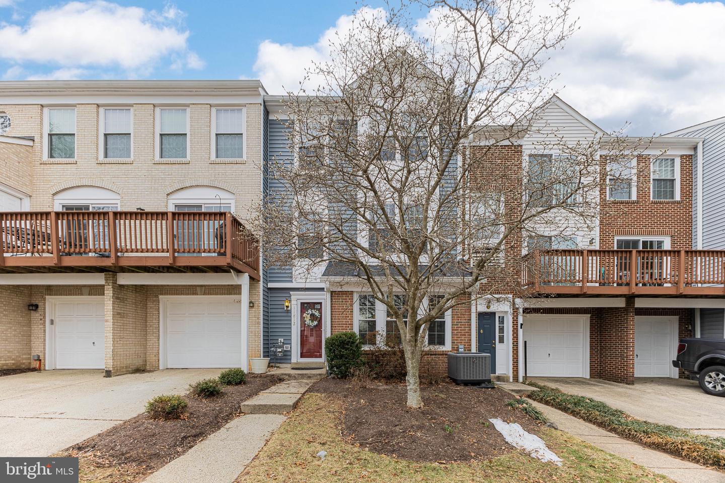 11812 ROCKAWAY LN #31, FAIRFAX, Virginia 22030, 3 Bedrooms Bedrooms, ,2 BathroomsBathrooms,Residential,For sale,11812 ROCKAWAY LN #31,VAFX2293720 MLS # VAFX2293720