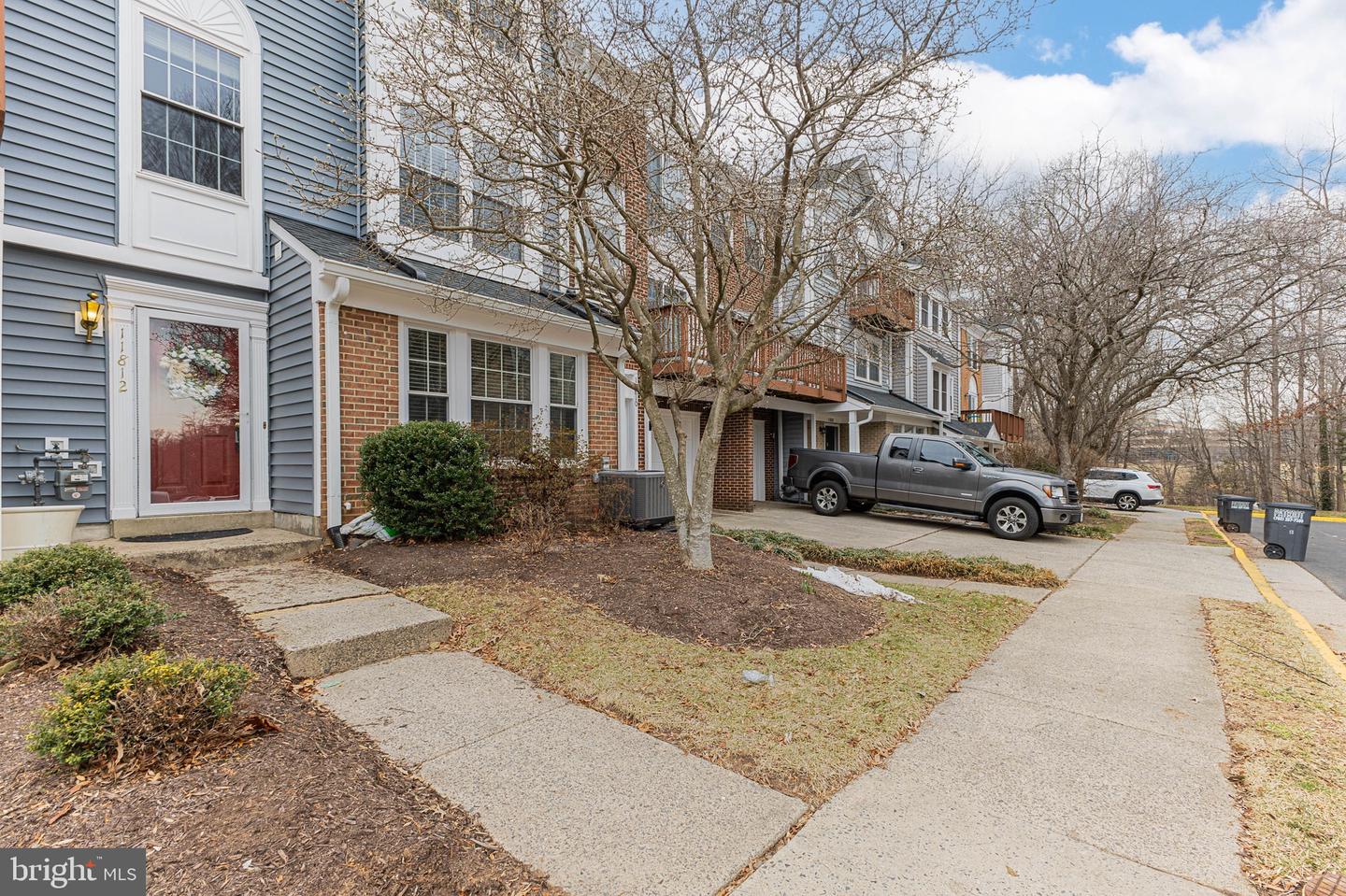 11812 ROCKAWAY LN #31, FAIRFAX, Virginia 22030, 3 Bedrooms Bedrooms, ,2 BathroomsBathrooms,Residential,For sale,11812 ROCKAWAY LN #31,VAFX2293720 MLS # VAFX2293720