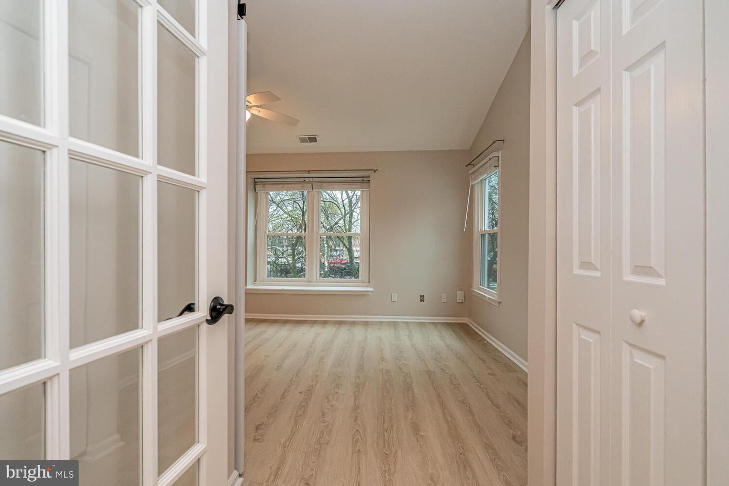 7600 LAKESIDE VILLAGE DR #G, FALLS CHURCH, Virginia 22042, 1 Bedroom Bedrooms, ,1 BathroomBathrooms,Residential,For sale,7600 LAKESIDE VILLAGE DR #G,VAFX2293724 MLS # VAFX2293724