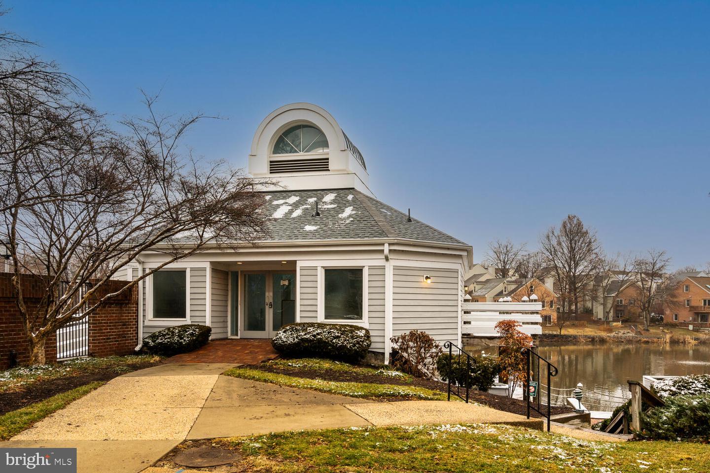 7600 LAKESIDE VILLAGE DR #G, FALLS CHURCH, Virginia 22042, 1 Bedroom Bedrooms, ,1 BathroomBathrooms,Residential,For sale,7600 LAKESIDE VILLAGE DR #G,VAFX2293724 MLS # VAFX2293724