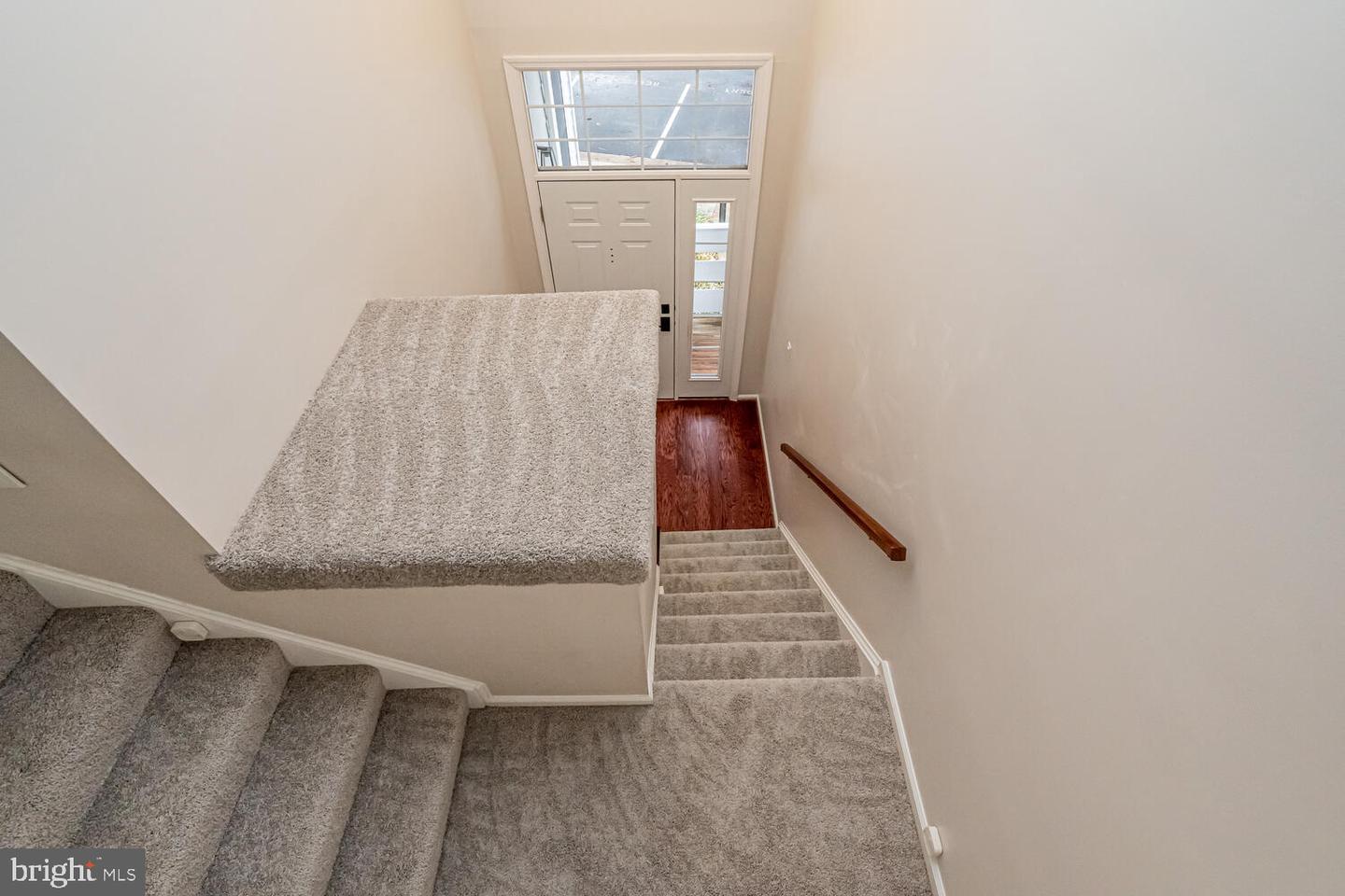 7600 LAKESIDE VILLAGE DR #G, FALLS CHURCH, Virginia 22042, 1 Bedroom Bedrooms, ,1 BathroomBathrooms,Residential,For sale,7600 LAKESIDE VILLAGE DR #G,VAFX2293724 MLS # VAFX2293724