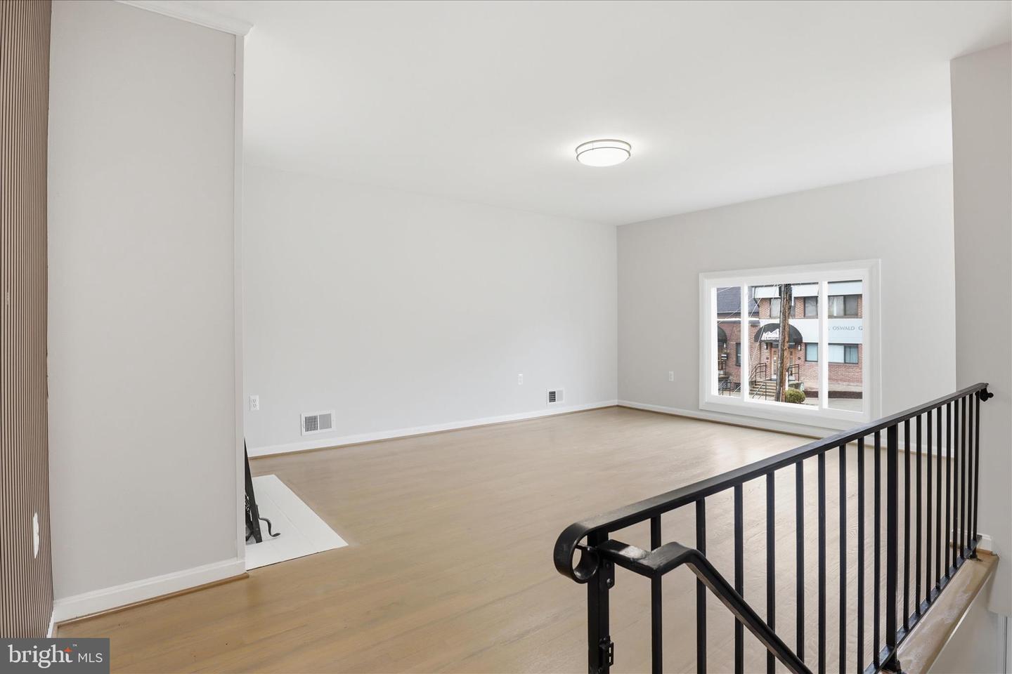 3515 19TH ST S, ARLINGTON, Virginia 22204, 5 Bedrooms Bedrooms, ,3 BathroomsBathrooms,Residential,For sale,3515 19TH ST S,VAAR2069582 MLS # VAAR2069582