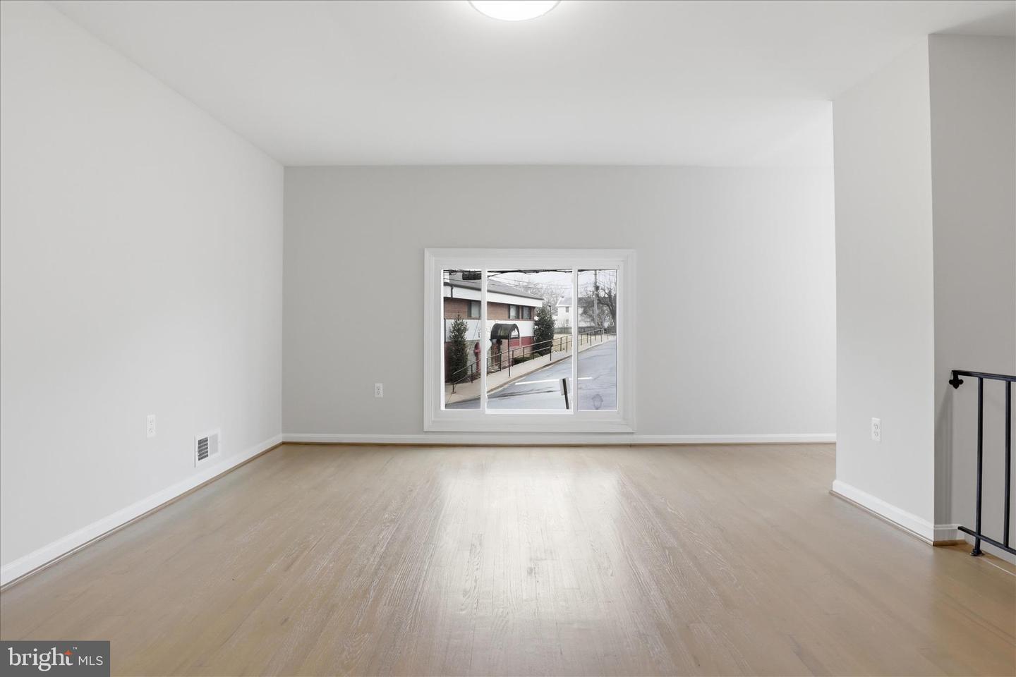 3515 19TH ST S, ARLINGTON, Virginia 22204, 5 Bedrooms Bedrooms, ,3 BathroomsBathrooms,Residential,For sale,3515 19TH ST S,VAAR2069582 MLS # VAAR2069582