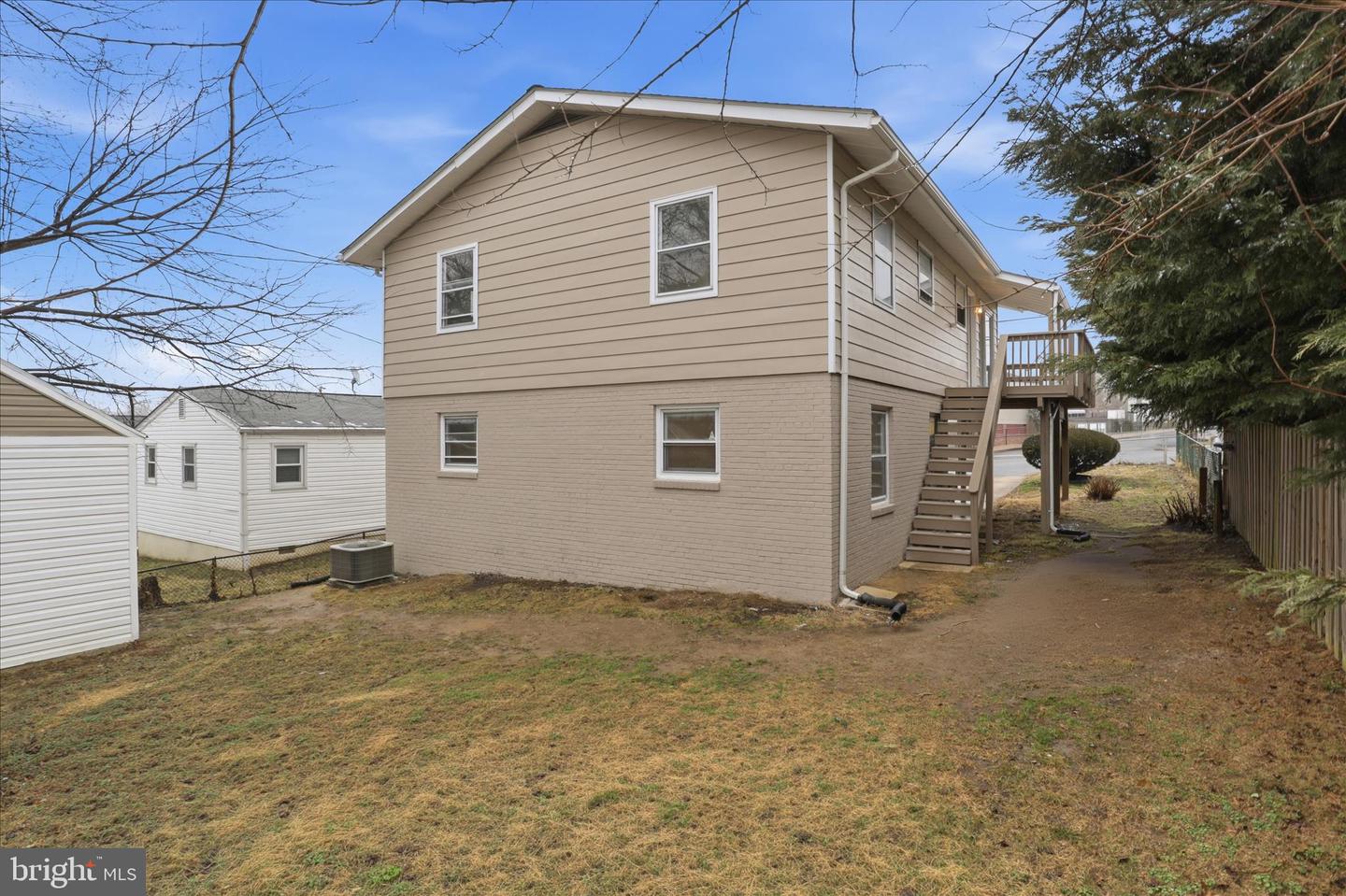 3515 19TH ST S, ARLINGTON, Virginia 22204, 5 Bedrooms Bedrooms, ,3 BathroomsBathrooms,Residential,For sale,3515 19TH ST S,VAAR2069582 MLS # VAAR2069582