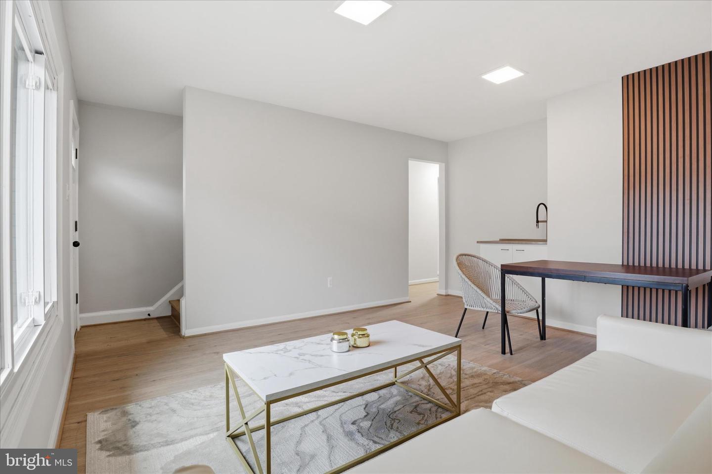 3515 19TH ST S, ARLINGTON, Virginia 22204, 5 Bedrooms Bedrooms, ,3 BathroomsBathrooms,Residential,For sale,3515 19TH ST S,VAAR2069582 MLS # VAAR2069582