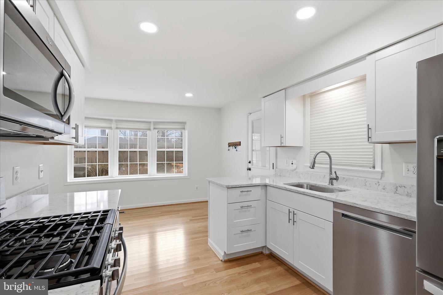 2122 STATUTE LN, VIENNA, Virginia 22181, 6 Bedrooms Bedrooms, ,5 BathroomsBathrooms,Residential,For sale,2122 STATUTE LN,VAFX2293822 MLS # VAFX2293822