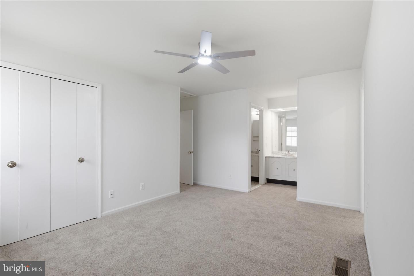 2122 STATUTE LN, VIENNA, Virginia 22181, 6 Bedrooms Bedrooms, ,5 BathroomsBathrooms,Residential,For sale,2122 STATUTE LN,VAFX2293822 MLS # VAFX2293822