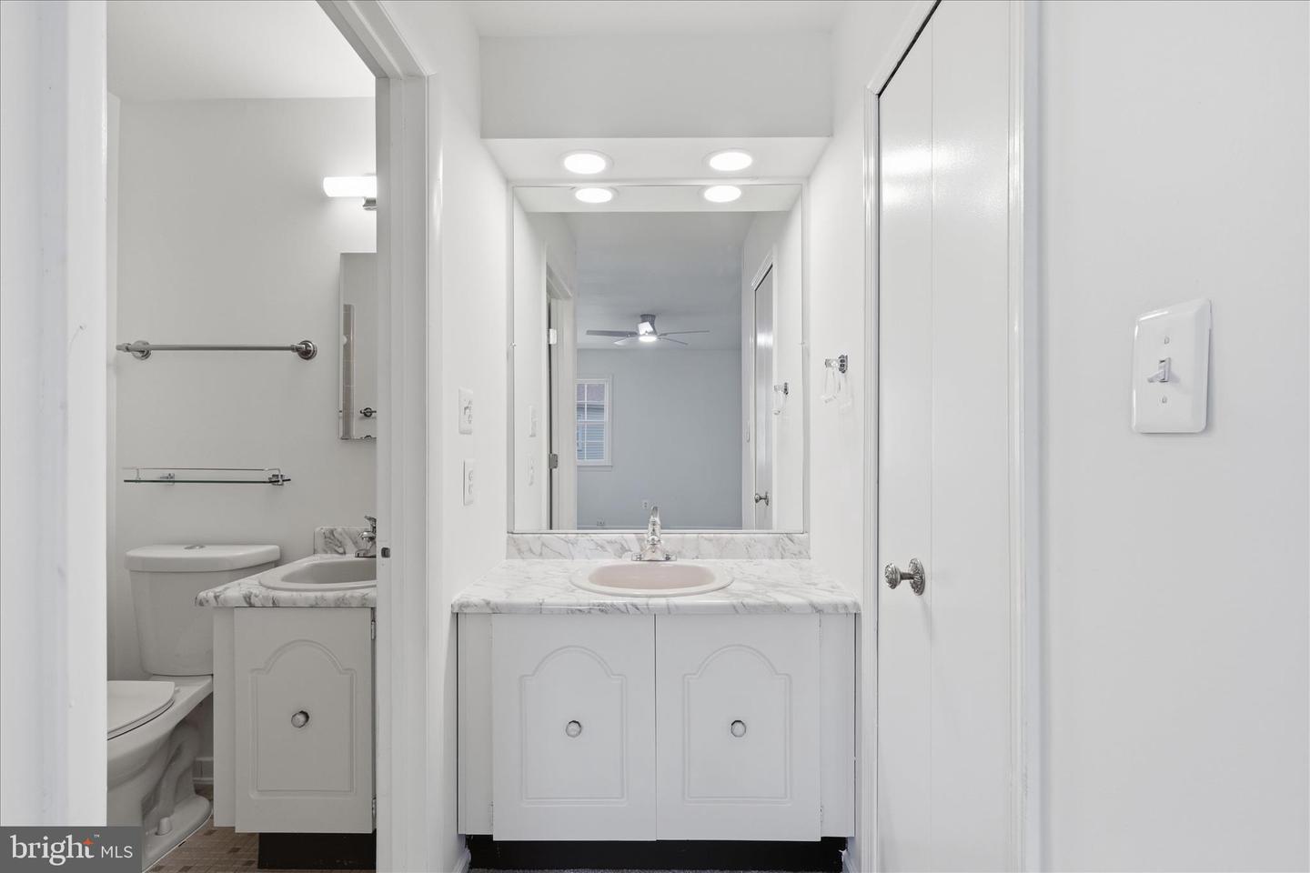 2122 STATUTE LN, VIENNA, Virginia 22181, 6 Bedrooms Bedrooms, ,5 BathroomsBathrooms,Residential,For sale,2122 STATUTE LN,VAFX2293822 MLS # VAFX2293822