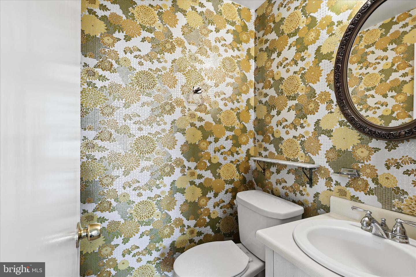 2122 STATUTE LN, VIENNA, Virginia 22181, 6 Bedrooms Bedrooms, ,5 BathroomsBathrooms,Residential,For sale,2122 STATUTE LN,VAFX2293822 MLS # VAFX2293822