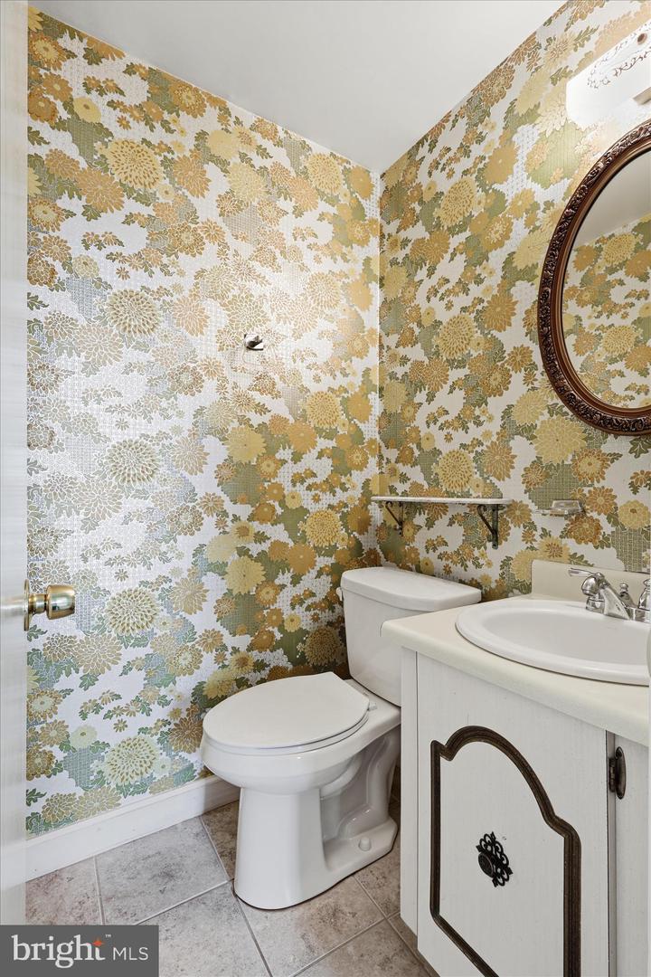 2122 STATUTE LN, VIENNA, Virginia 22181, 6 Bedrooms Bedrooms, ,5 BathroomsBathrooms,Residential,For sale,2122 STATUTE LN,VAFX2293822 MLS # VAFX2293822