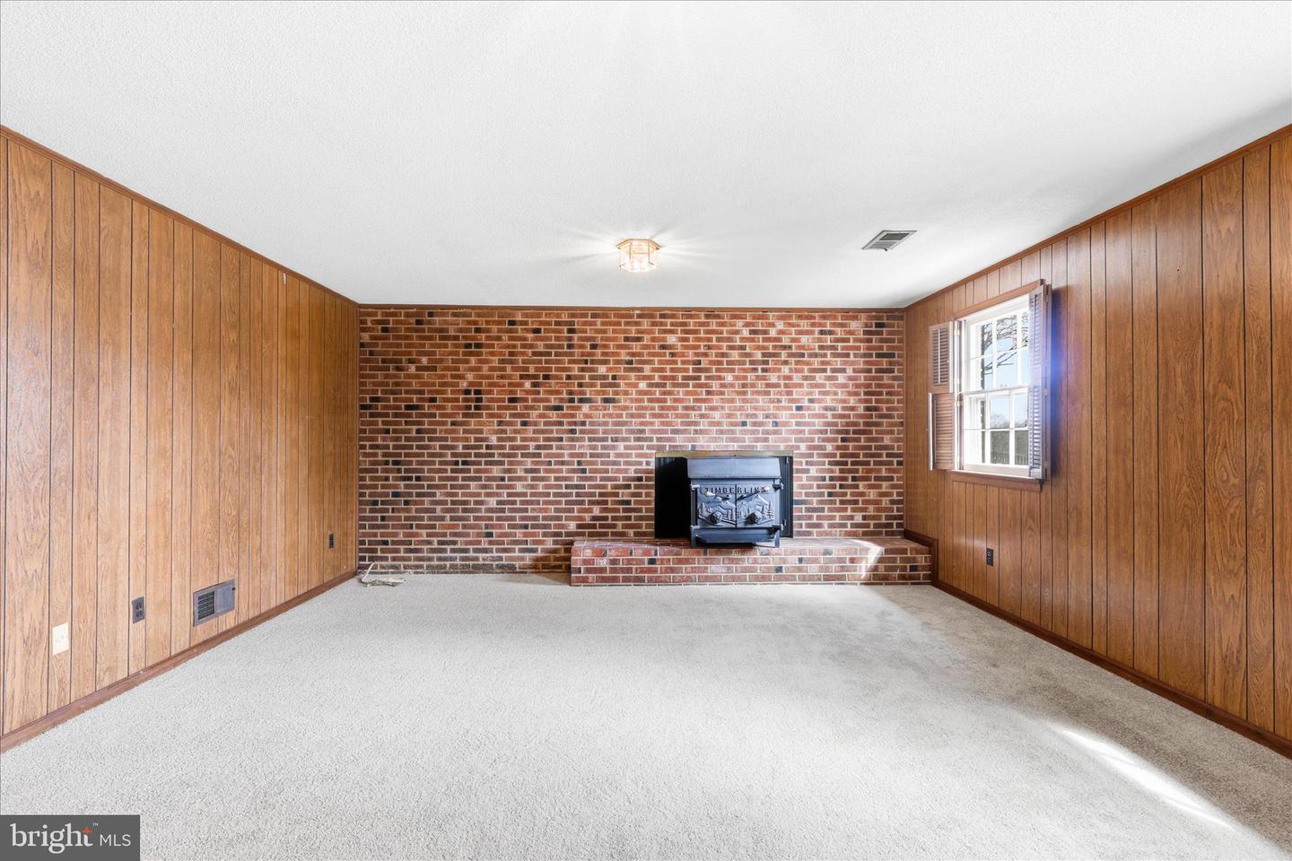 2122 STATUTE LN, VIENNA, Virginia 22181, 6 Bedrooms Bedrooms, ,5 BathroomsBathrooms,Residential,For sale,2122 STATUTE LN,VAFX2293822 MLS # VAFX2293822