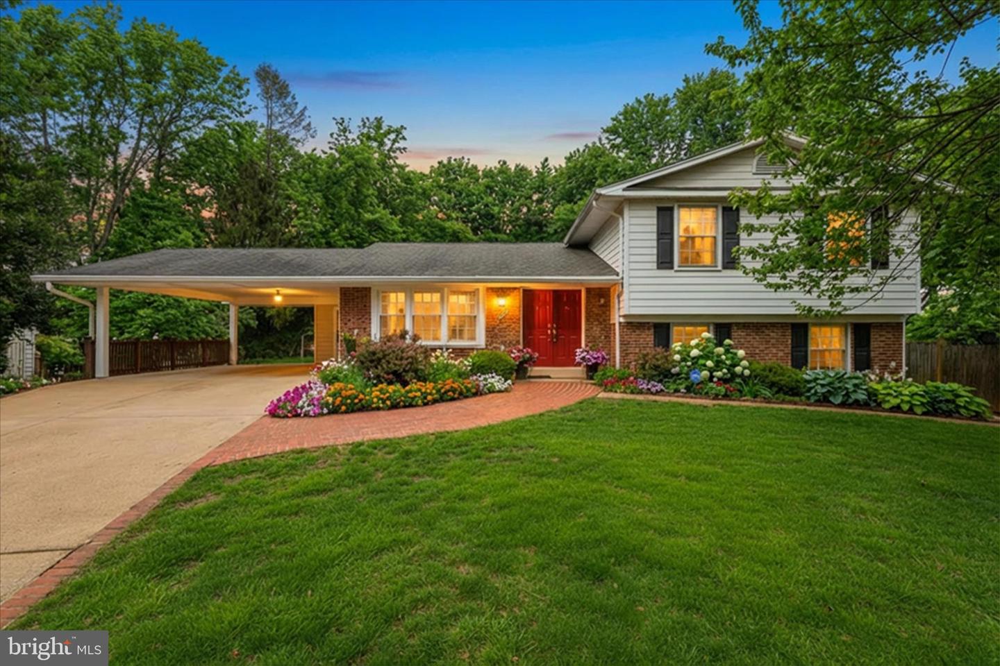 2122 STATUTE LN, VIENNA, Virginia 22181, 6 Bedrooms Bedrooms, ,5 BathroomsBathrooms,Residential,For sale,2122 STATUTE LN,VAFX2293822 MLS # VAFX2293822