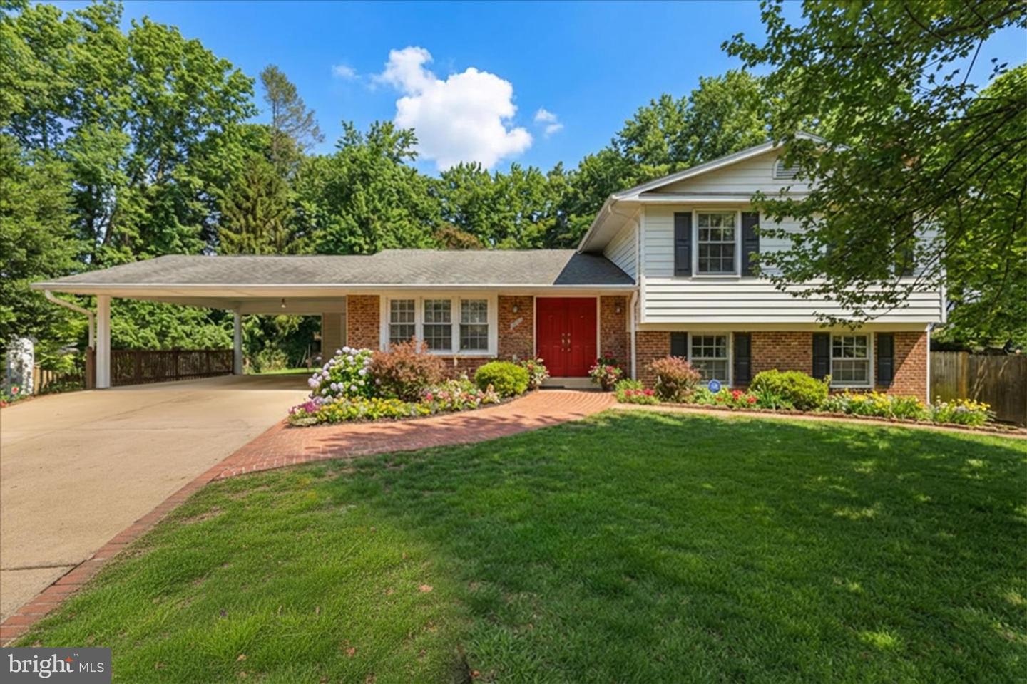 2122 STATUTE LN, VIENNA, Virginia 22181, 6 Bedrooms Bedrooms, ,5 BathroomsBathrooms,Residential,For sale,2122 STATUTE LN,VAFX2293822 MLS # VAFX2293822