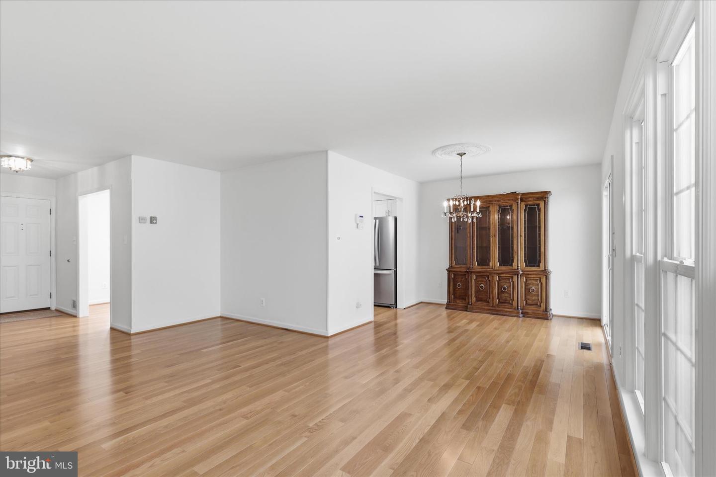 2122 STATUTE LN, VIENNA, Virginia 22181, 6 Bedrooms Bedrooms, ,5 BathroomsBathrooms,Residential,For sale,2122 STATUTE LN,VAFX2293822 MLS # VAFX2293822