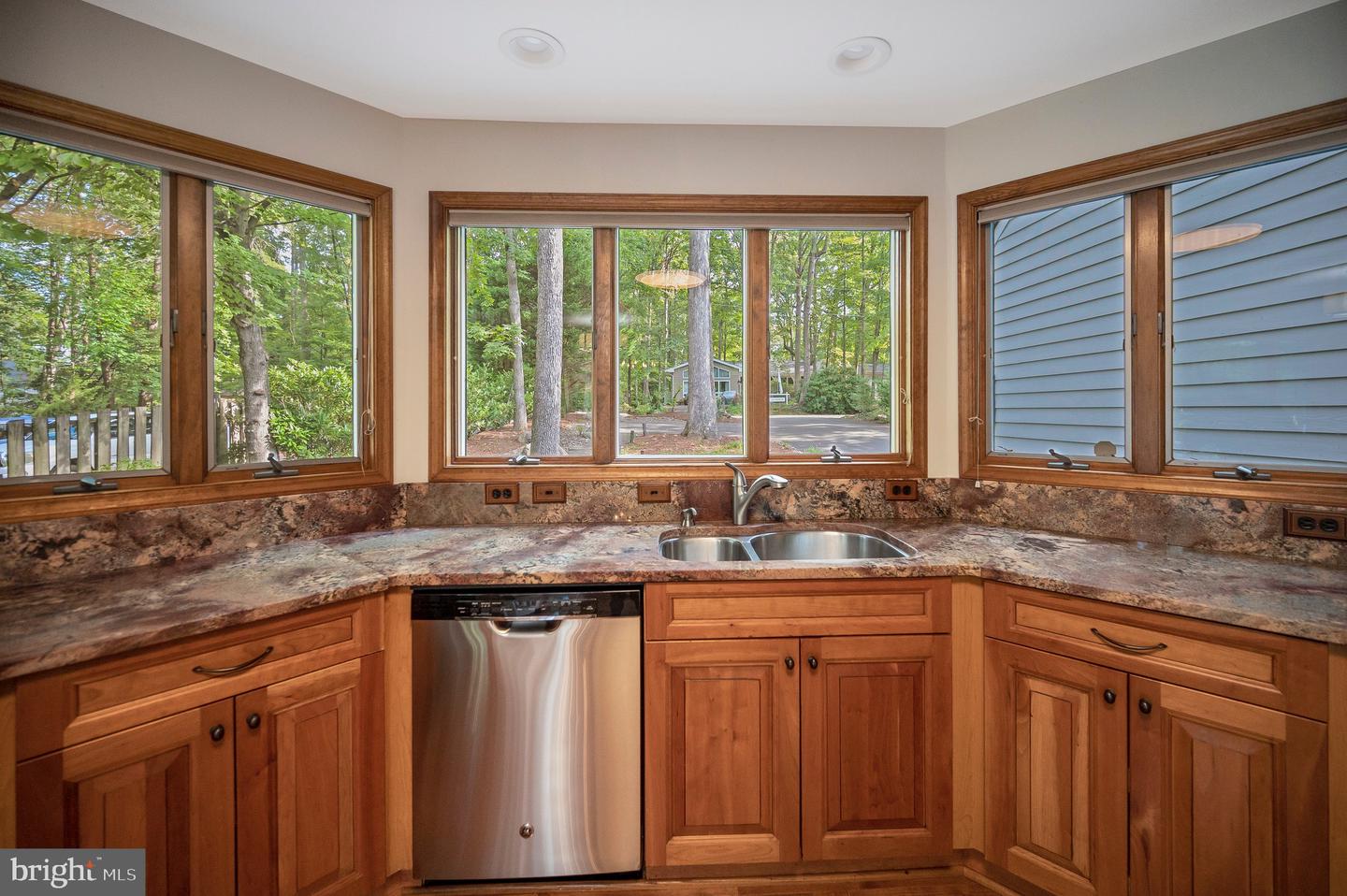 205 SKYLINE RD, LOCUST GROVE, Virginia 22508, 3 Bedrooms Bedrooms, ,3 BathroomsBathrooms,Residential,For sale,205 SKYLINE RD,VAOR2013444 MLS # VAOR2013444