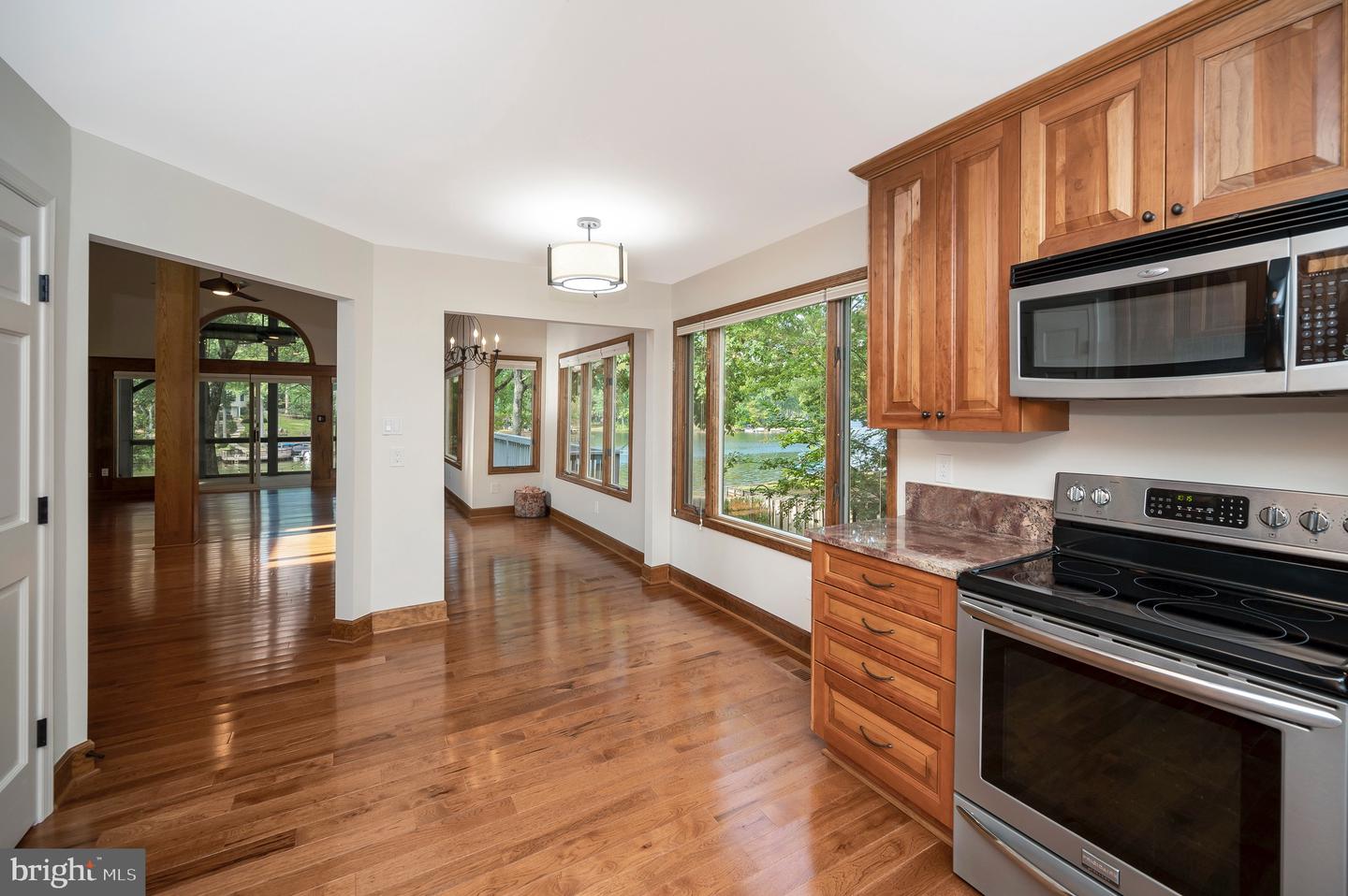 205 SKYLINE RD, LOCUST GROVE, Virginia 22508, 3 Bedrooms Bedrooms, ,3 BathroomsBathrooms,Residential,For sale,205 SKYLINE RD,VAOR2013444 MLS # VAOR2013444