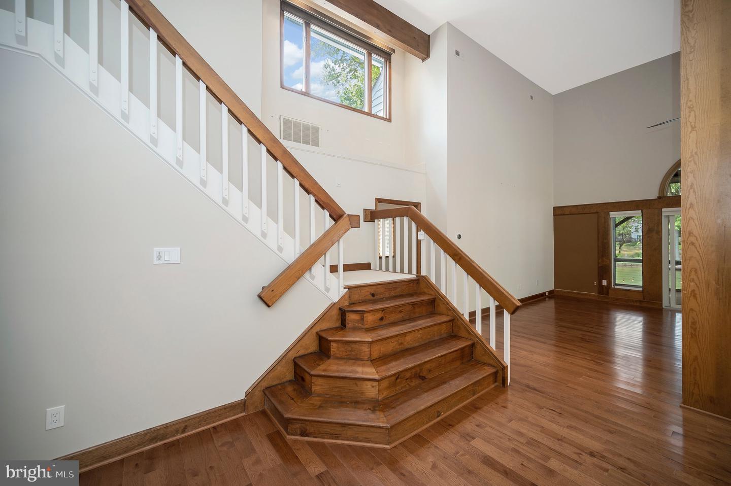 205 SKYLINE RD, LOCUST GROVE, Virginia 22508, 3 Bedrooms Bedrooms, ,3 BathroomsBathrooms,Residential,For sale,205 SKYLINE RD,VAOR2013444 MLS # VAOR2013444