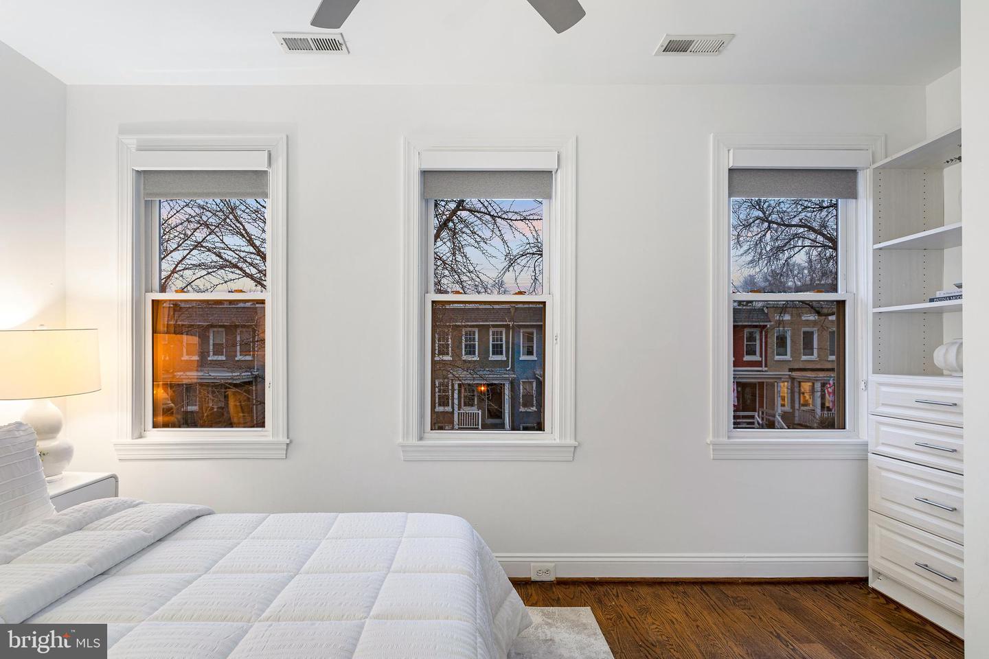 621 ORLEANS PL NE, WASHINGTON, District Of Columbia 20002, 2 Bedrooms Bedrooms, ,2 BathroomsBathrooms,Residential,For sale,621 ORLEANS PL NE,DCDC2248520 MLS # DCDC2248520