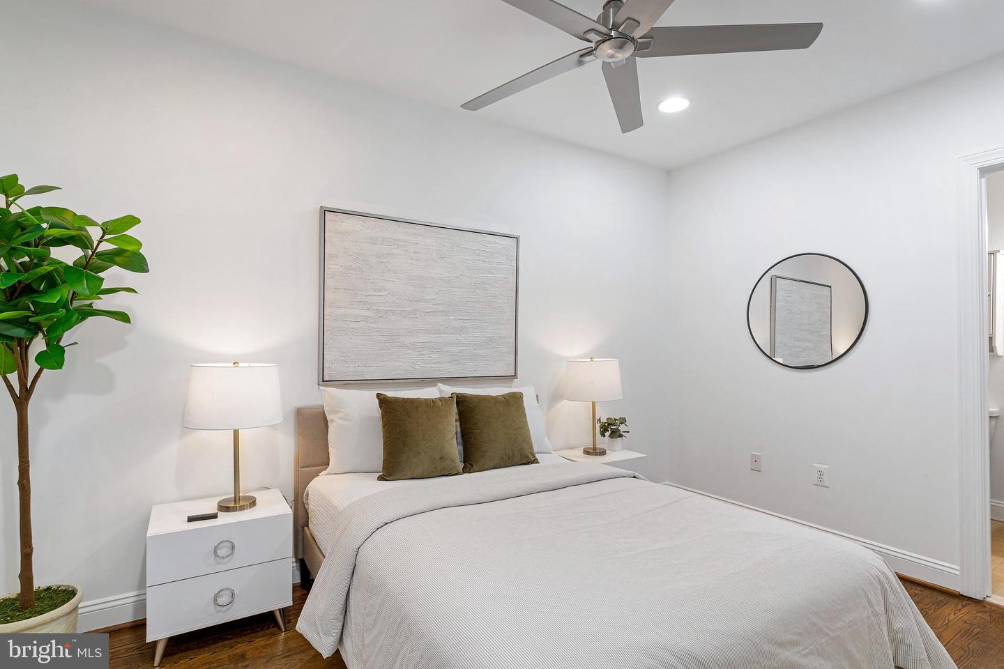 621 ORLEANS PL NE, WASHINGTON, District Of Columbia 20002, 2 Bedrooms Bedrooms, ,2 BathroomsBathrooms,Residential,For sale,621 ORLEANS PL NE,DCDC2248520 MLS # DCDC2248520