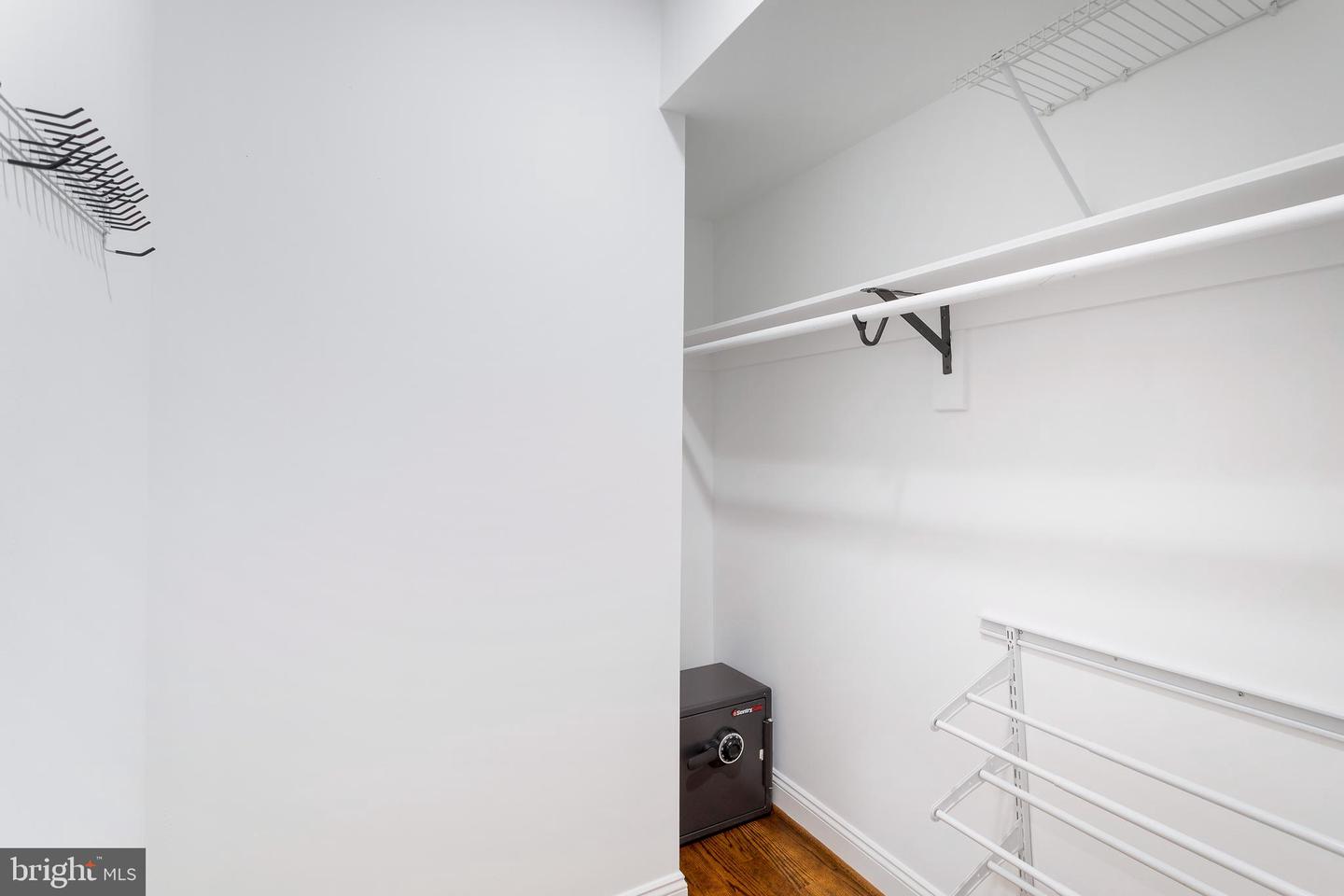 621 ORLEANS PL NE, WASHINGTON, District Of Columbia 20002, 2 Bedrooms Bedrooms, ,2 BathroomsBathrooms,Residential,For sale,621 ORLEANS PL NE,DCDC2248520 MLS # DCDC2248520