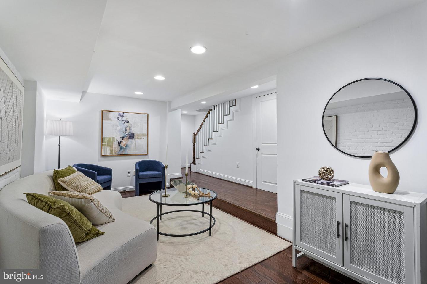 621 ORLEANS PL NE, WASHINGTON, District Of Columbia 20002, 2 Bedrooms Bedrooms, ,2 BathroomsBathrooms,Residential,For sale,621 ORLEANS PL NE,DCDC2248520 MLS # DCDC2248520