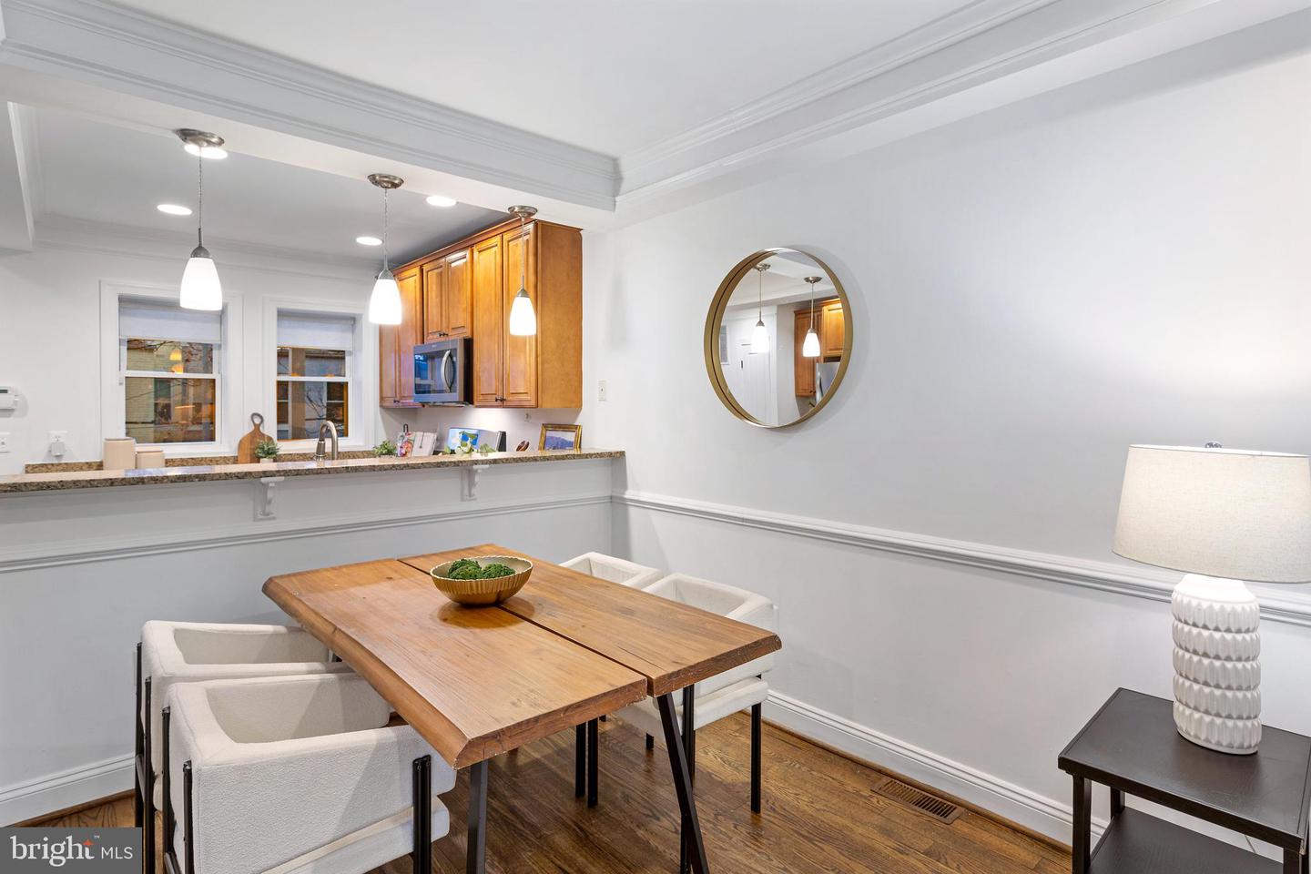 621 ORLEANS PL NE, WASHINGTON, District Of Columbia 20002, 2 Bedrooms Bedrooms, ,2 BathroomsBathrooms,Residential,For sale,621 ORLEANS PL NE,DCDC2248520 MLS # DCDC2248520