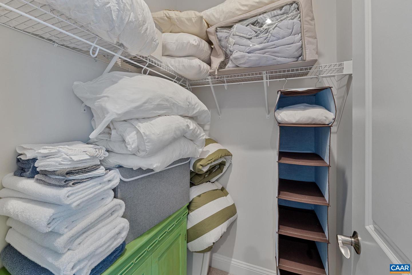 2012 DUNWOOD DR, CROZET, Virginia 22932, 3 Bedrooms Bedrooms, ,2 BathroomsBathrooms,Residential,For sale,2012 DUNWOOD DR,673866 MLS # 673866