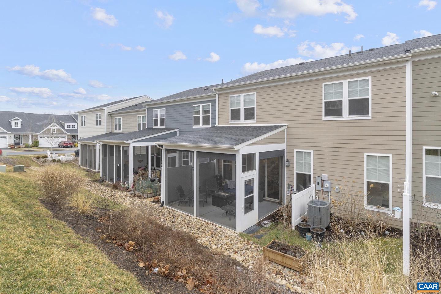 2012 DUNWOOD DR, CROZET, Virginia 22932, 3 Bedrooms Bedrooms, ,2 BathroomsBathrooms,Residential,For sale,2012 DUNWOOD DR,673866 MLS # 673866