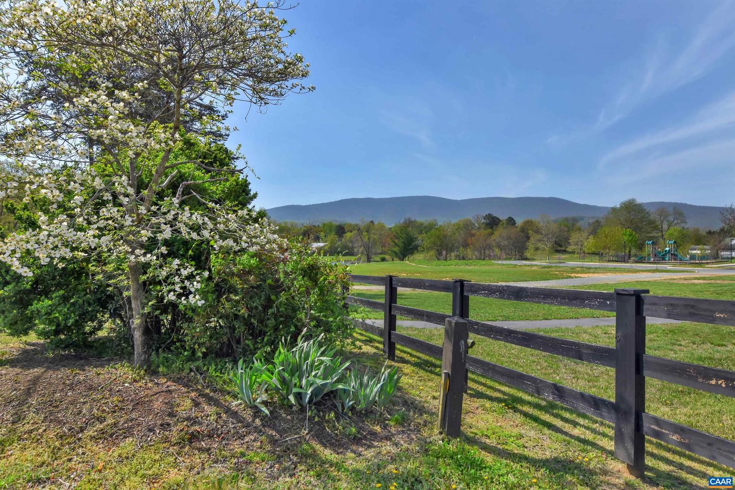 2012 DUNWOOD DR, CROZET, Virginia 22932, 3 Bedrooms Bedrooms, ,2 BathroomsBathrooms,Residential,For sale,2012 DUNWOOD DR,673866 MLS # 673866