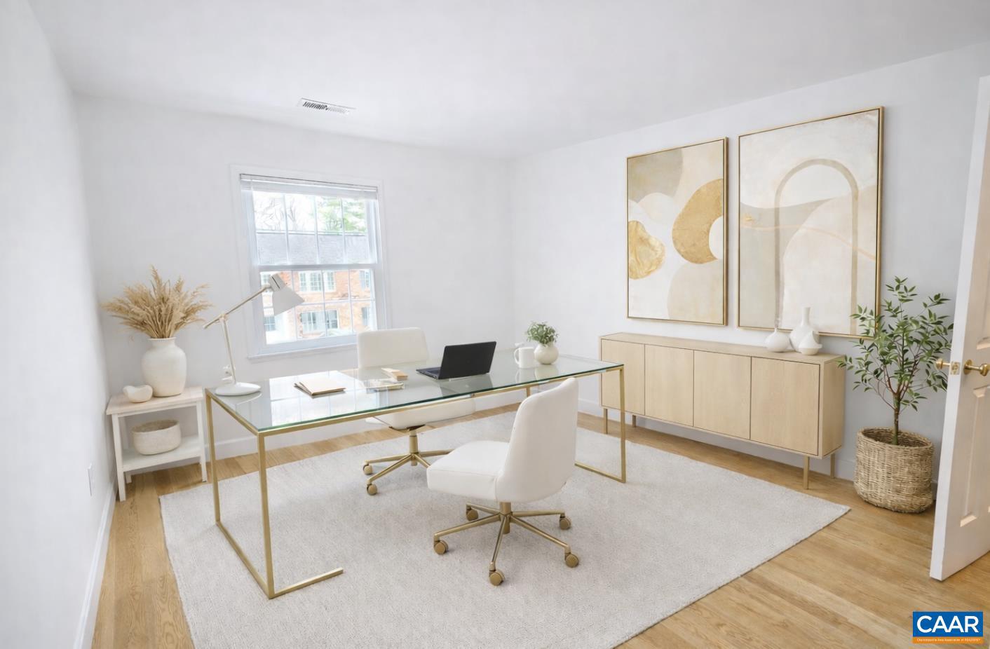 2404 BARRACKS CT #4, CHARLOTTESVILLE, Virginia 22901, 3 Bedrooms Bedrooms, ,2 BathroomsBathrooms,Residential,For sale,2404 BARRACKS CT #4,673867 MLS # 673867