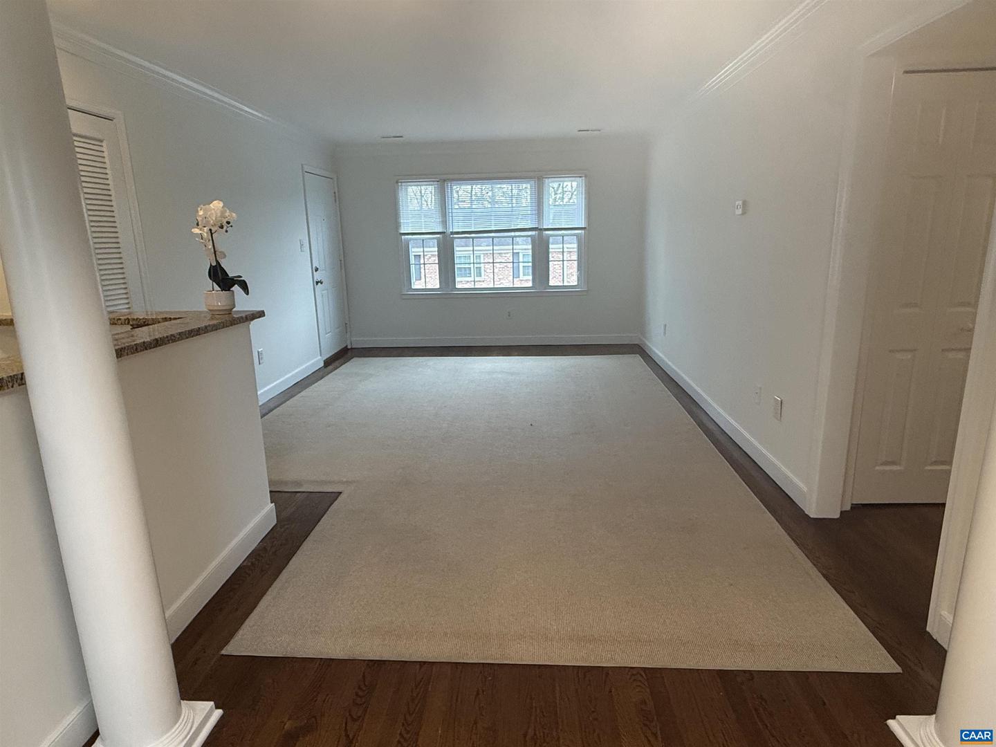 2404 BARRACKS CT #4, CHARLOTTESVILLE, Virginia 22901, 3 Bedrooms Bedrooms, ,2 BathroomsBathrooms,Residential,For sale,2404 BARRACKS CT #4,673867 MLS # 673867