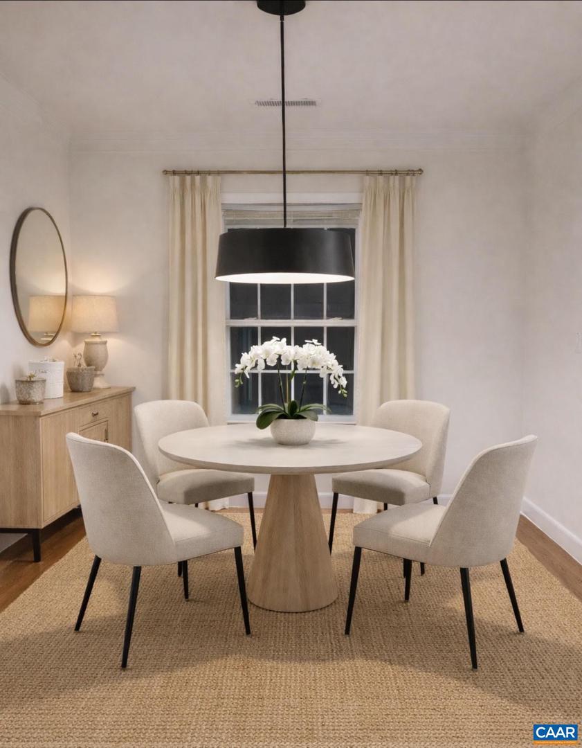 2404 BARRACKS CT #4, CHARLOTTESVILLE, Virginia 22901, 3 Bedrooms Bedrooms, ,2 BathroomsBathrooms,Residential,For sale,2404 BARRACKS CT #4,673867 MLS # 673867