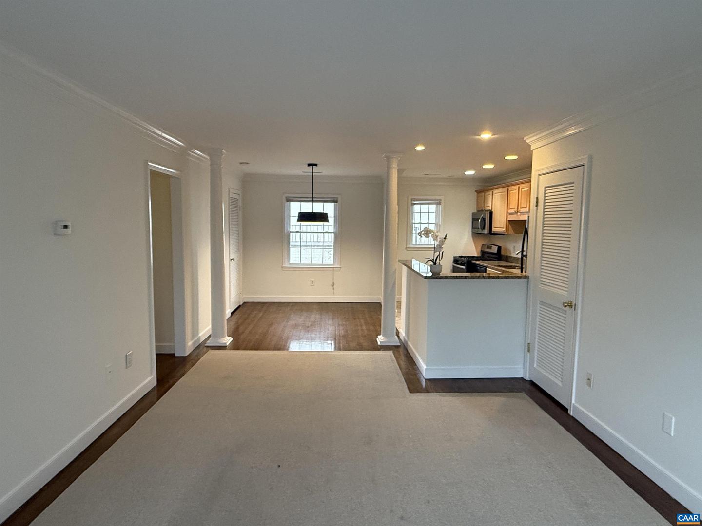 2404 BARRACKS CT #4, CHARLOTTESVILLE, Virginia 22901, 3 Bedrooms Bedrooms, ,2 BathroomsBathrooms,Residential,For sale,2404 BARRACKS CT #4,673867 MLS # 673867