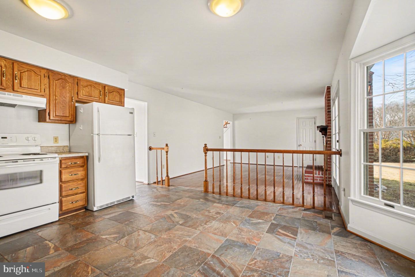 10807 MILLRIDGE LN, SPOTSYLVANIA, Virginia 22553, 4 Bedrooms Bedrooms, 9 Rooms Rooms,2 BathroomsBathrooms,Residential,For sale,10807 MILLRIDGE LN,VASP2039700 MLS # VASP2039700