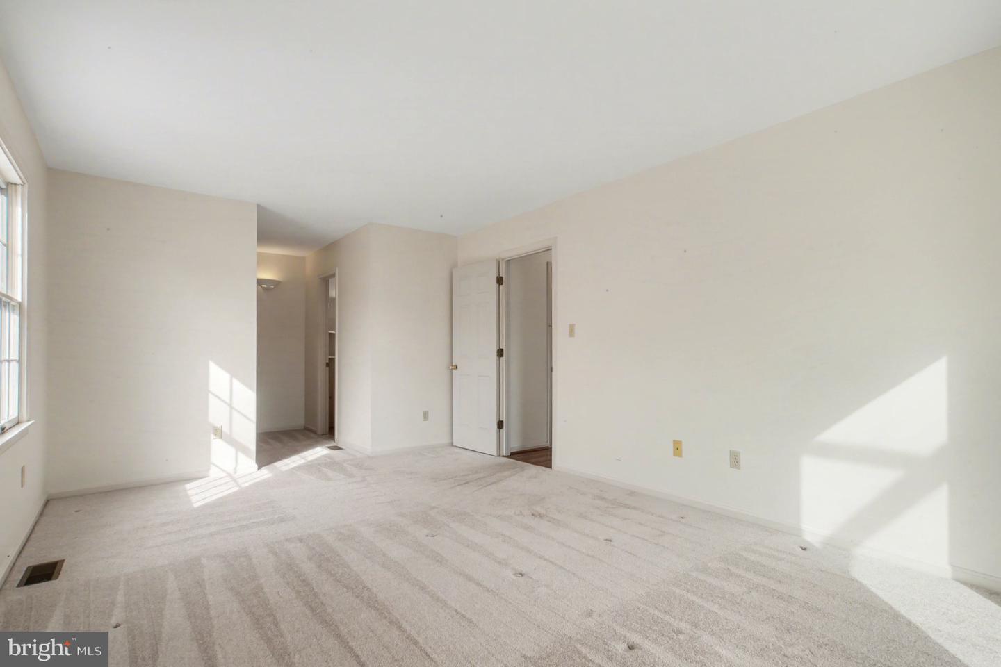 10807 MILLRIDGE LN, SPOTSYLVANIA, Virginia 22553, 4 Bedrooms Bedrooms, 9 Rooms Rooms,2 BathroomsBathrooms,Residential,For sale,10807 MILLRIDGE LN,VASP2039700 MLS # VASP2039700