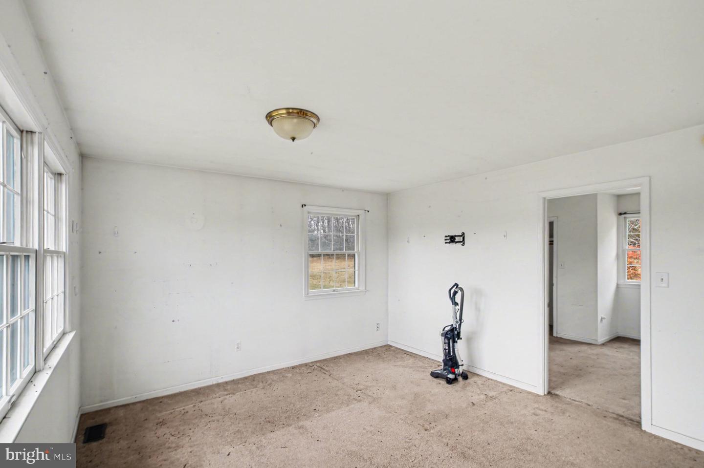 10807 MILLRIDGE LN, SPOTSYLVANIA, Virginia 22553, 4 Bedrooms Bedrooms, 9 Rooms Rooms,2 BathroomsBathrooms,Residential,For sale,10807 MILLRIDGE LN,VASP2039700 MLS # VASP2039700