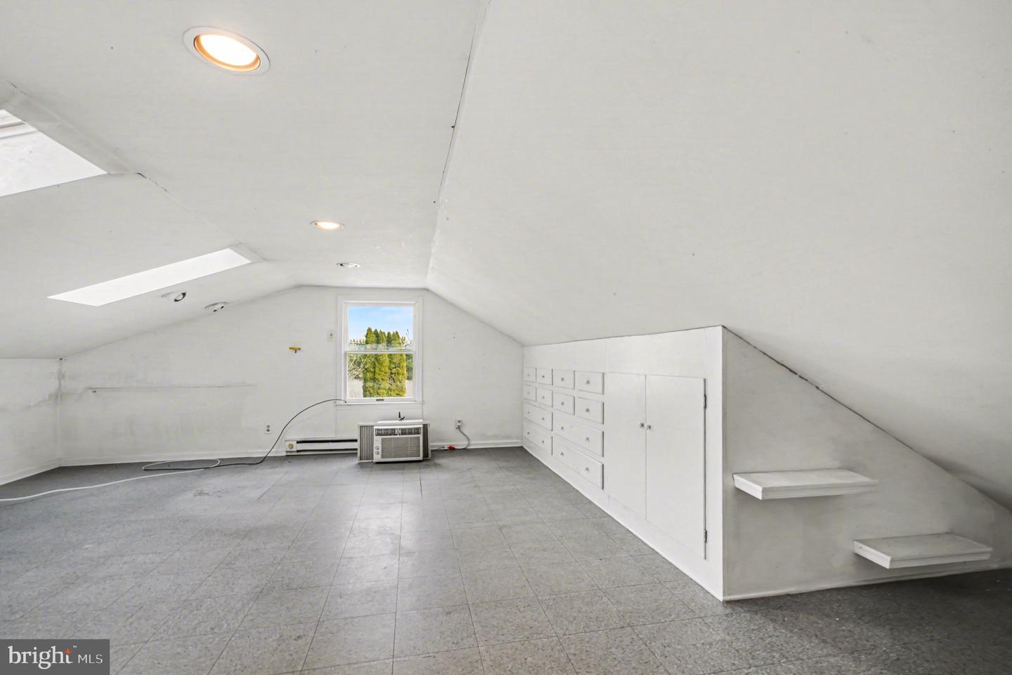 10807 MILLRIDGE LN, SPOTSYLVANIA, Virginia 22553, 4 Bedrooms Bedrooms, 9 Rooms Rooms,2 BathroomsBathrooms,Residential,For sale,10807 MILLRIDGE LN,VASP2039700 MLS # VASP2039700