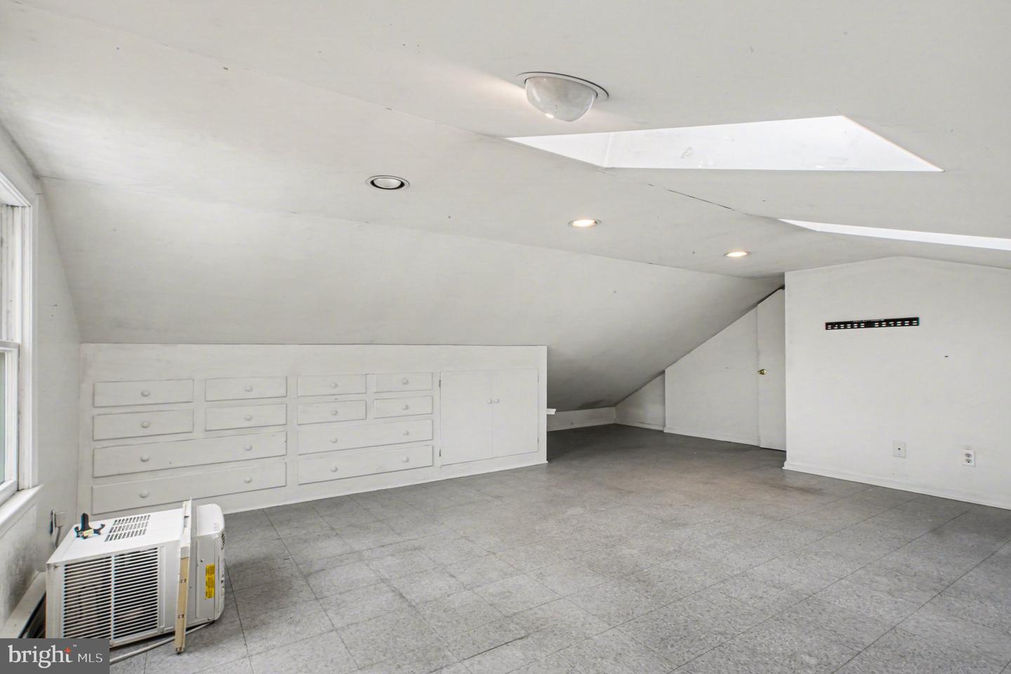 10807 MILLRIDGE LN, SPOTSYLVANIA, Virginia 22553, 4 Bedrooms Bedrooms, 9 Rooms Rooms,2 BathroomsBathrooms,Residential,For sale,10807 MILLRIDGE LN,VASP2039700 MLS # VASP2039700