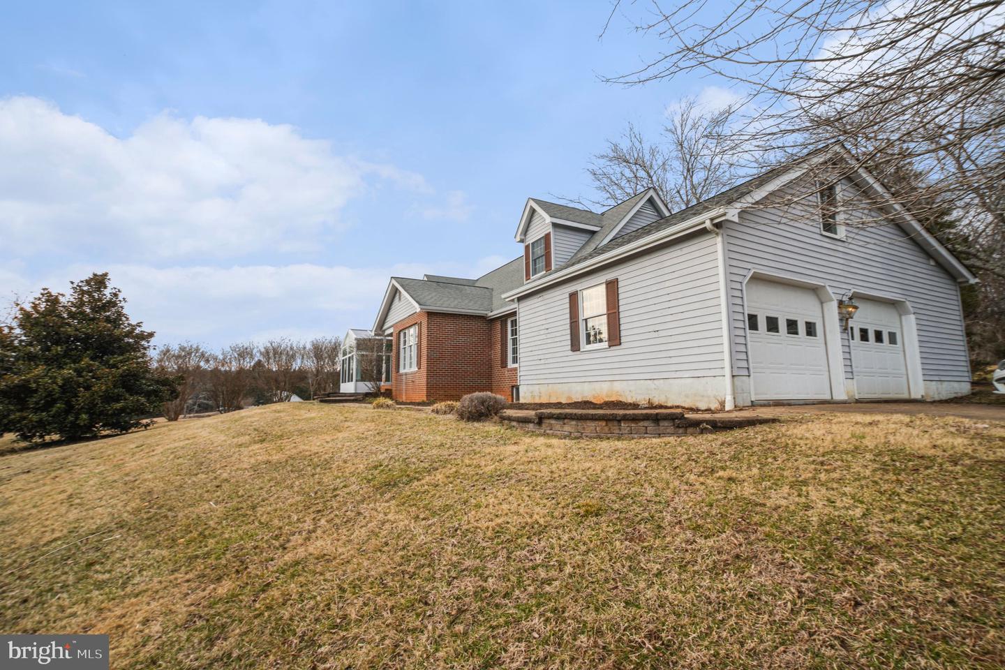 10807 MILLRIDGE LN, SPOTSYLVANIA, Virginia 22553, 4 Bedrooms Bedrooms, 9 Rooms Rooms,2 BathroomsBathrooms,Residential,For sale,10807 MILLRIDGE LN,VASP2039700 MLS # VASP2039700