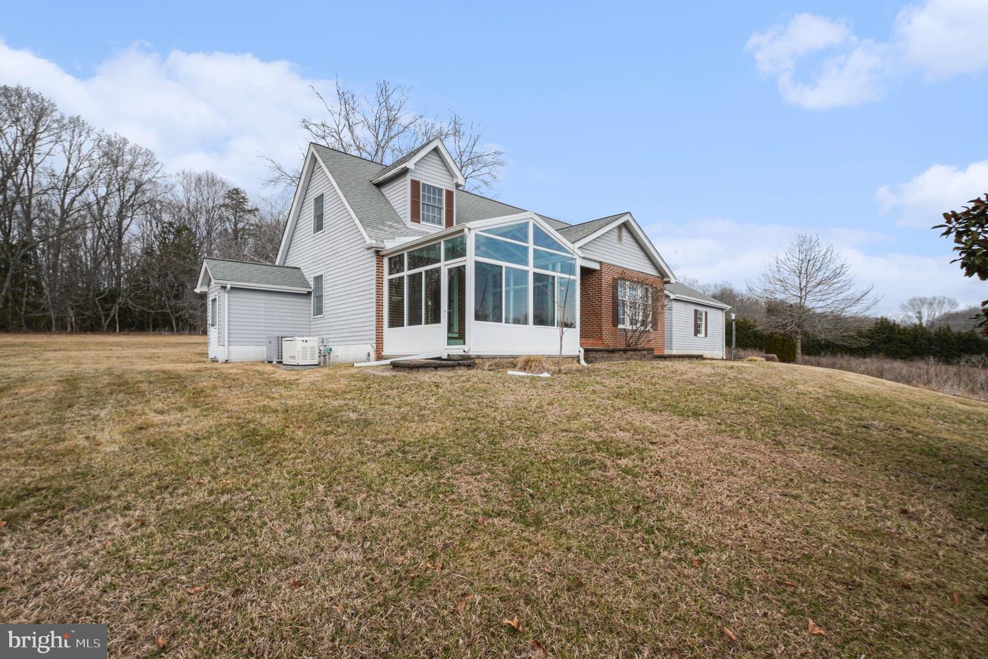 10807 MILLRIDGE LN, SPOTSYLVANIA, Virginia 22553, 4 Bedrooms Bedrooms, 9 Rooms Rooms,2 BathroomsBathrooms,Residential,For sale,10807 MILLRIDGE LN,VASP2039700 MLS # VASP2039700