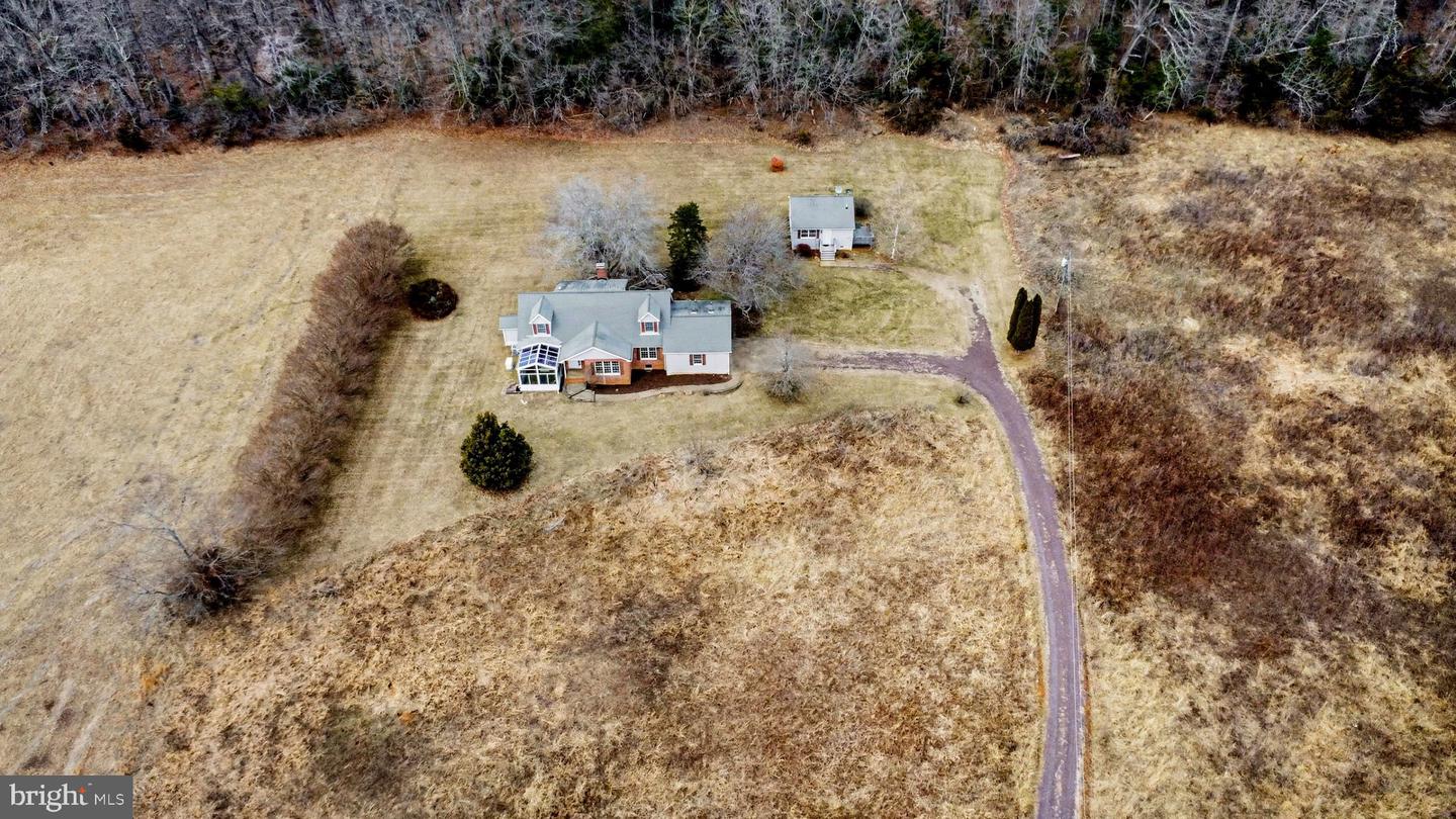 10807 MILLRIDGE LN, SPOTSYLVANIA, Virginia 22553, 4 Bedrooms Bedrooms, 9 Rooms Rooms,2 BathroomsBathrooms,Residential,For sale,10807 MILLRIDGE LN,VASP2039700 MLS # VASP2039700