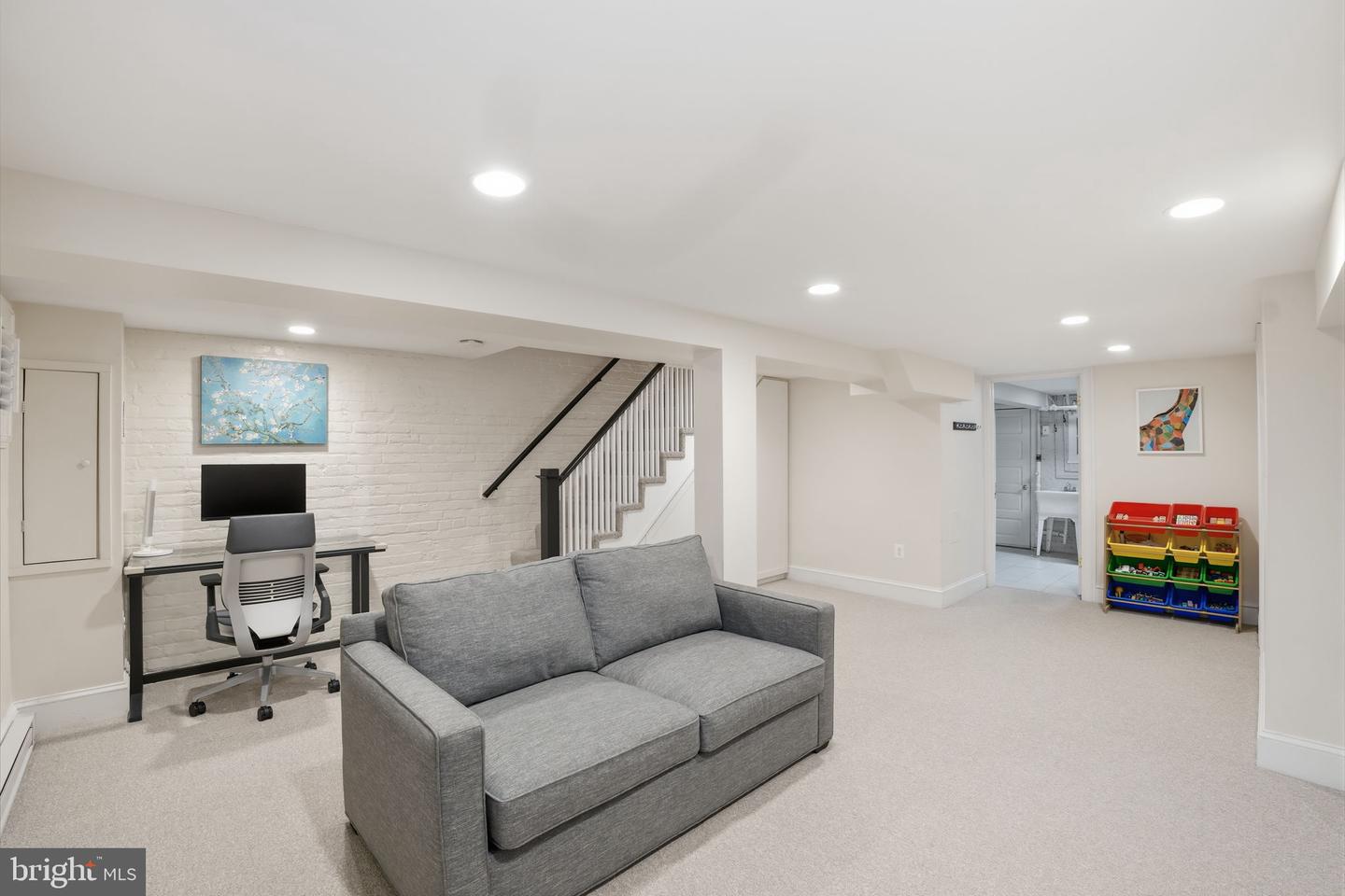 3803 W ST NW, WASHINGTON, District Of Columbia 20007, 3 Bedrooms Bedrooms, ,3 BathroomsBathrooms,Residential,For sale,3803 W ST NW,DCDC2248546 MLS # DCDC2248546