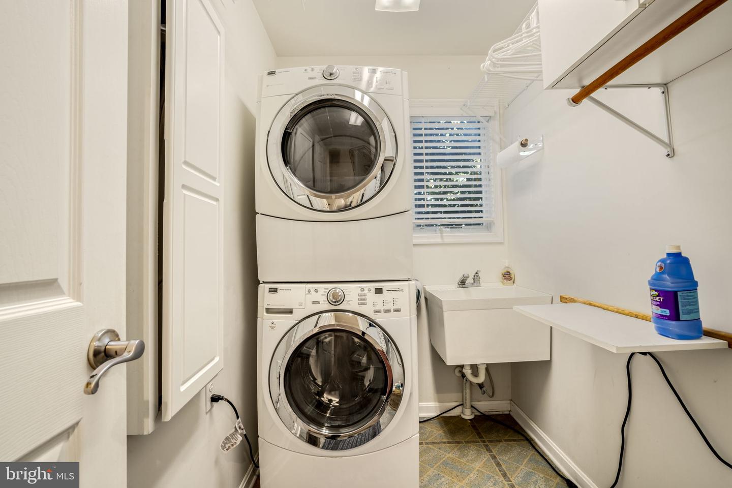 4443 SHADY LN, CHINCOTEAGUE ISLAND, Virginia 23336, 3 Bedrooms Bedrooms, ,3 BathroomsBathrooms,Residential,For sale,4443 SHADY LN,VAAC2002646 MLS # VAAC2002646